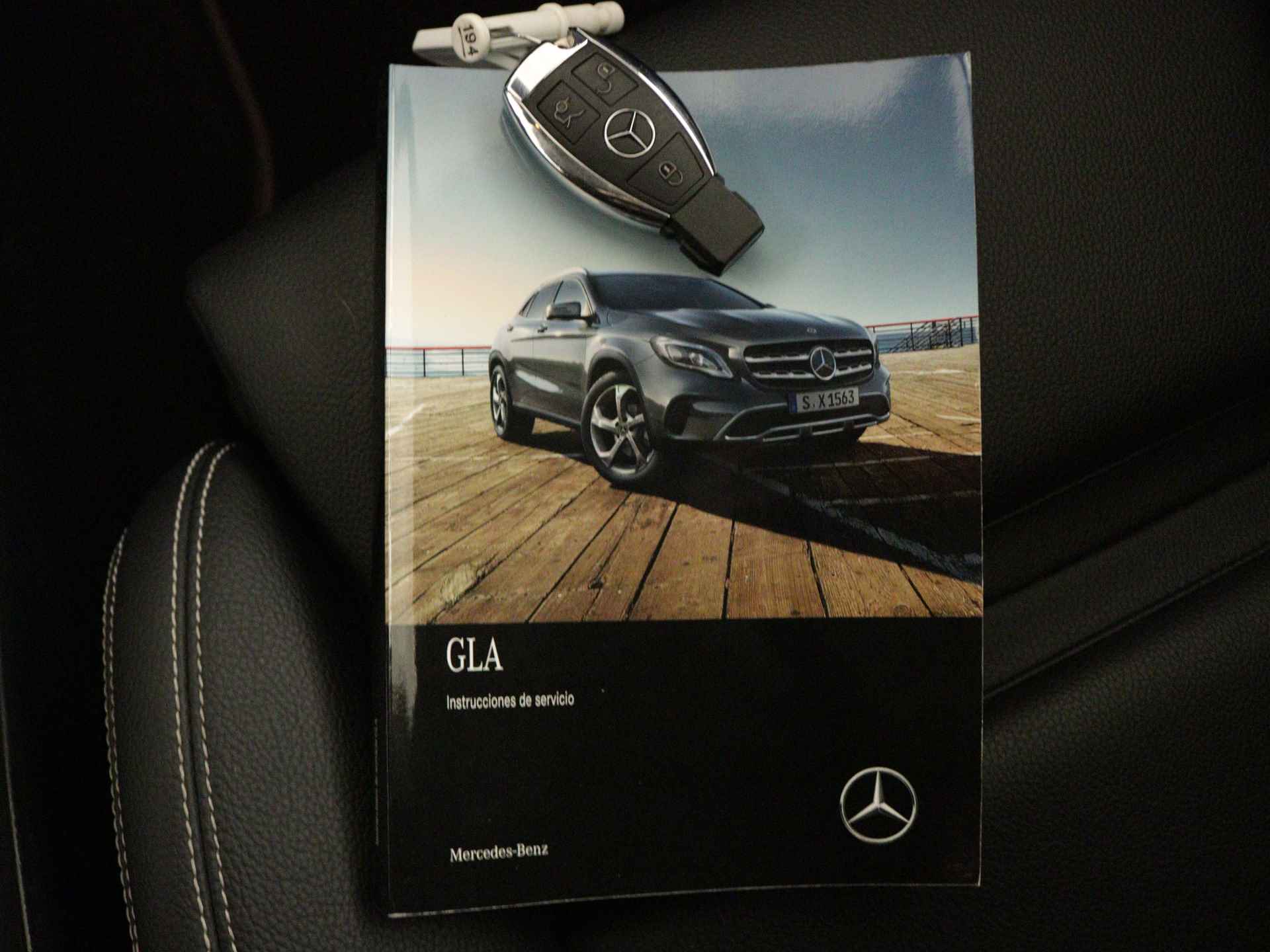 Mercedes-Benz GLA 200 AMG Premium Plus Limited | Multispaaks lichtmetalen velgen | Treeplanken | Navigatie | Parking support | Leder bekleding | inclusief 24 maanden MB Certified garantie voor europa - 12/39