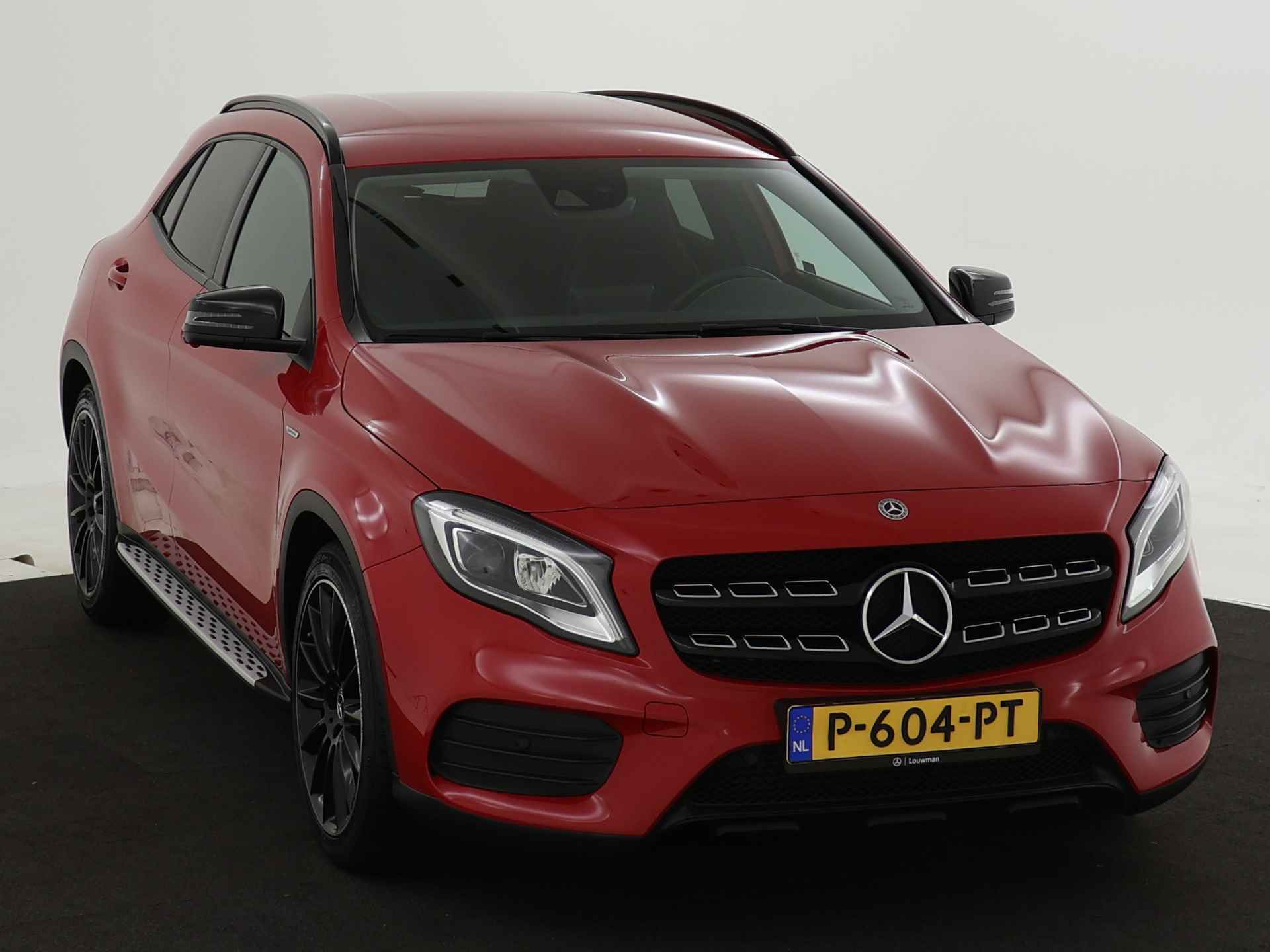 Mercedes-Benz GLA 200 AMG Premium Plus Limited | Multispaaks lichtmetalen velgen | Treeplanken | Navigatie | Parking support | Leder bekleding | inclusief 24 maanden MB Certified garantie voor europa - 24/39