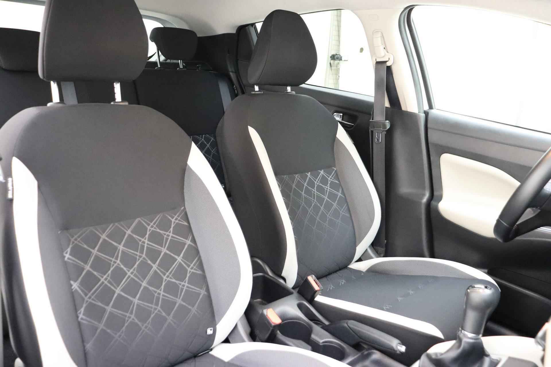 Nissan Micra 1.0 IG-T N-Connecta | Navigatie via Apple Carplay | Airco | Parkeersensoren | Cruise control | Getint glas | Lichtmetalen velgen - 16/32
