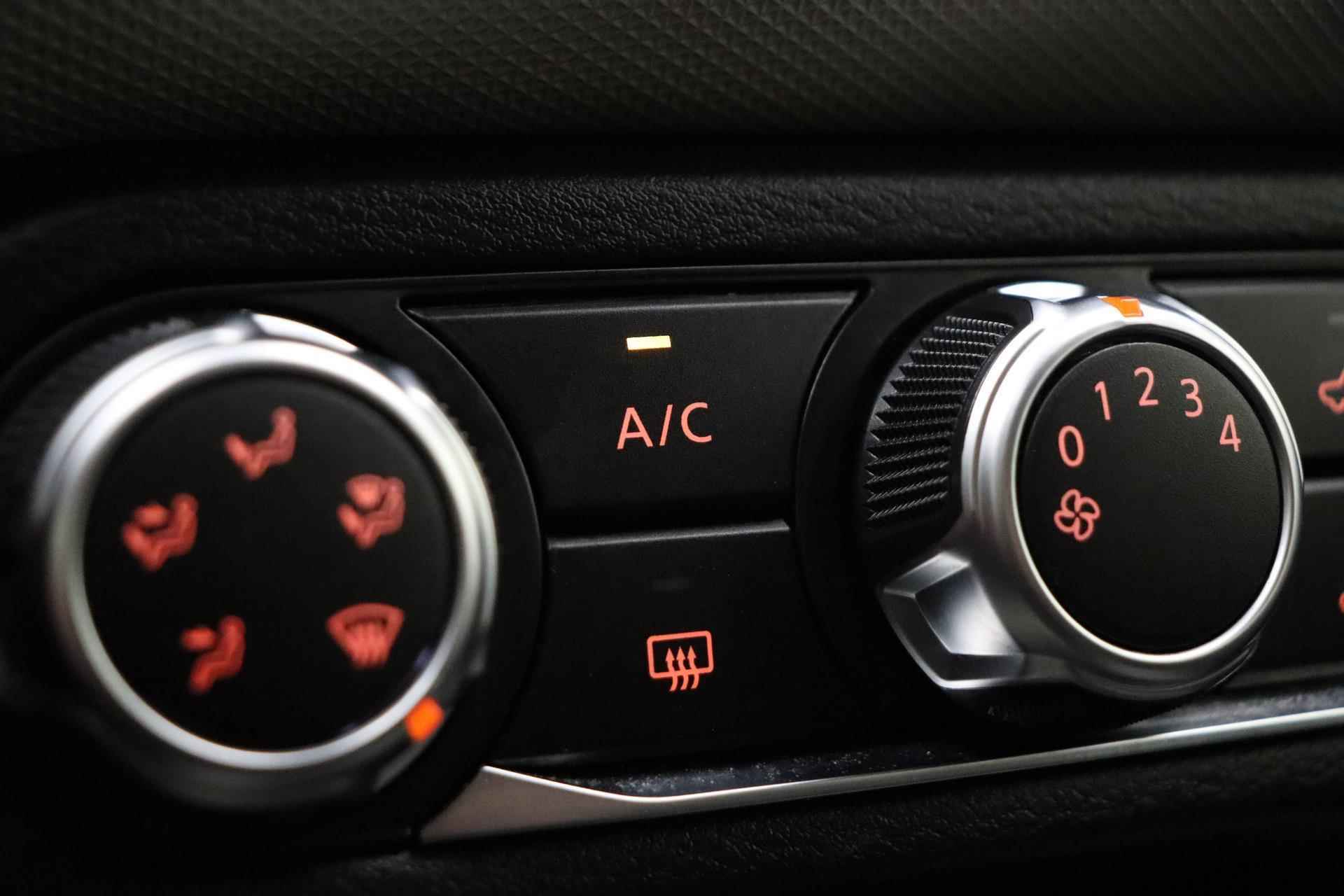 Nissan Micra 1.0 IG-T N-Connecta | Navigatie via Apple Carplay | Airco | Parkeersensoren | Cruise control | Getint glas | Lichtmetalen velgen - 21/32