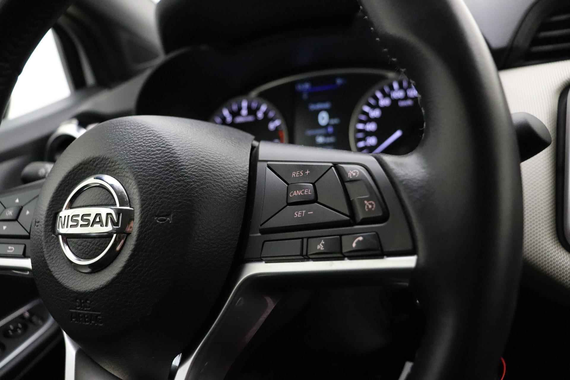 Nissan Micra 1.0 IG-T N-Connecta | Navigatie via Apple Carplay | Airco | Parkeersensoren | Cruise control | Getint glas | Lichtmetalen velgen - 25/32