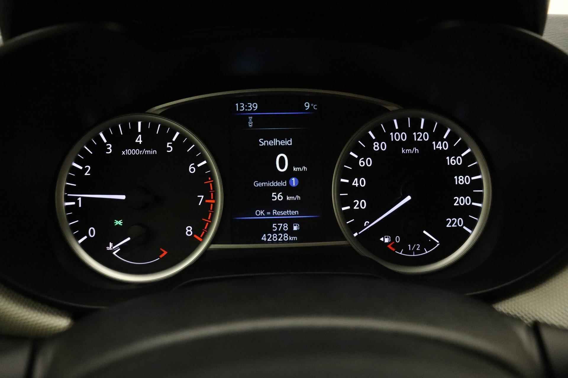 Nissan Micra 1.0 IG-T N-Connecta | Navigatie via Apple Carplay | Airco | Parkeersensoren | Cruise control | Getint glas | Lichtmetalen velgen - 27/32