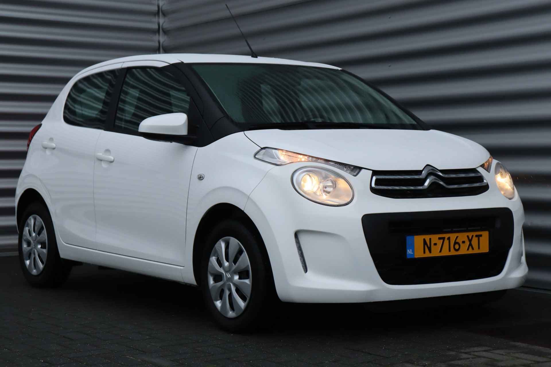 Citroën C1 1.0 E-VTI 73PK 5-DRS FEEL / AIRCO / LED / BLUETOOTH / 1E EIGENAAR / NIEUWSTAAT !! - 4/28