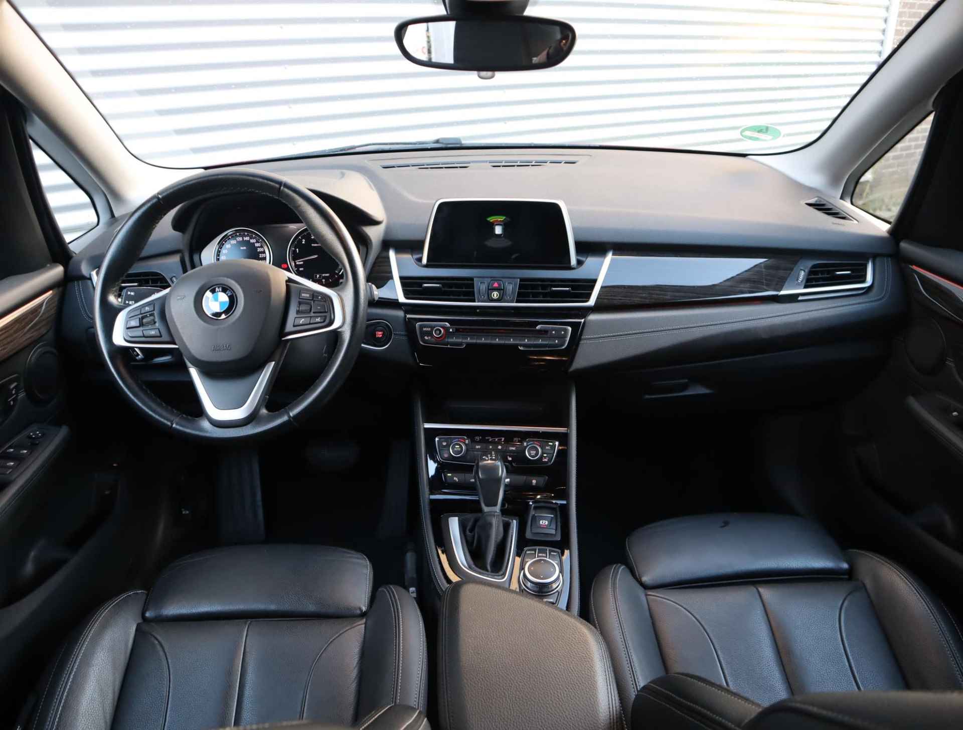 BMW 2-serie Active Tourer 225xe iPerformance High Executive PHEV | Leer | Keyless | Adaptieve LED koplampen | Electrische achterklep | Cruise Control | Climate Control | - 16/60