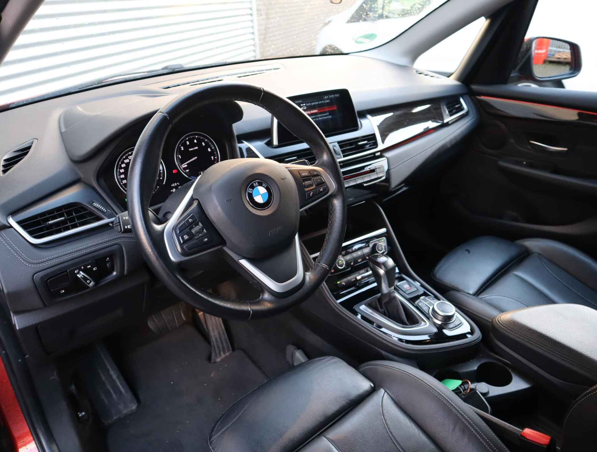 BMW 2-serie Active Tourer 225xe iPerformance High Executive PHEV | Leer | Keyless | Adaptieve LED koplampen | Electrische achterklep | Cruise Control | Climate Control | - 17/60