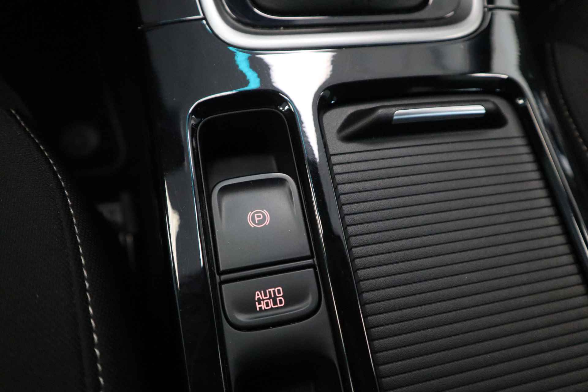 Kia Ceed Sportswagon 1.6 GDI PHEV ExecutiveLine Automaat, Navigatie PDC, Apple Carplay . - 22/30