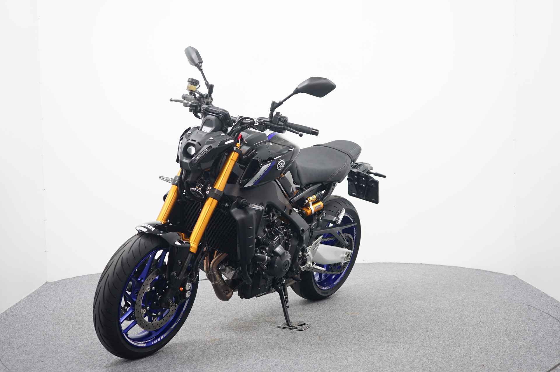 Yamaha MT-09 SP - 4/13