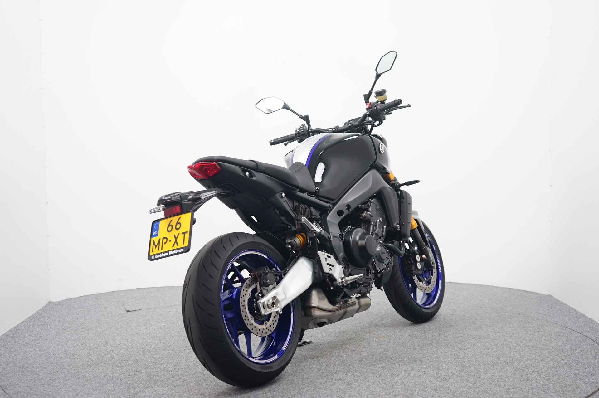 Yamaha MT-09 SP - 8/13