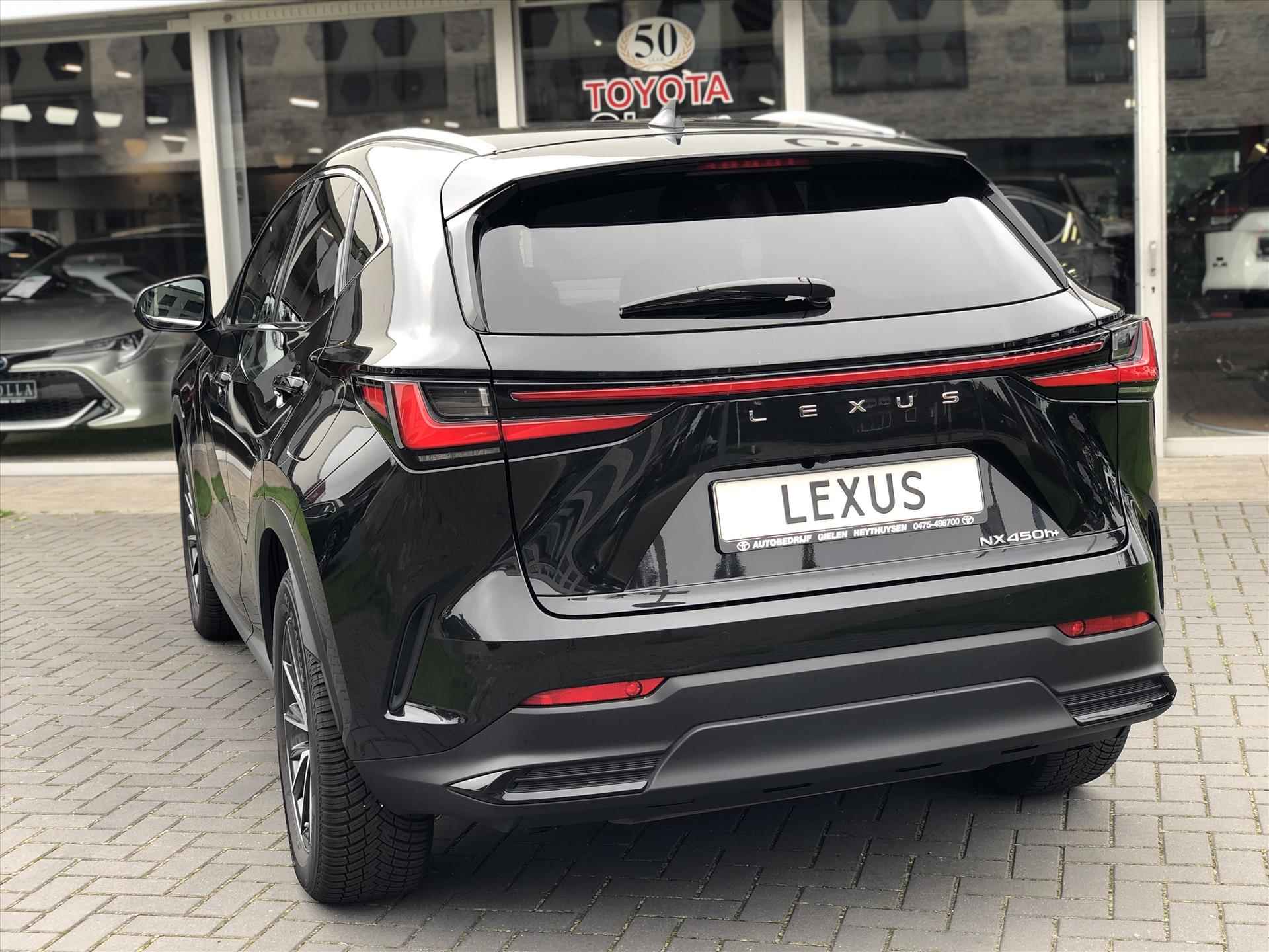 Lexus Nx 450h+ Plug-in AWD Launch Edition | 360 graden camera, Leer, Geheugenfunctie, Parkeersensoren, Stuurverwarming, Stoelventilatie - 8/39