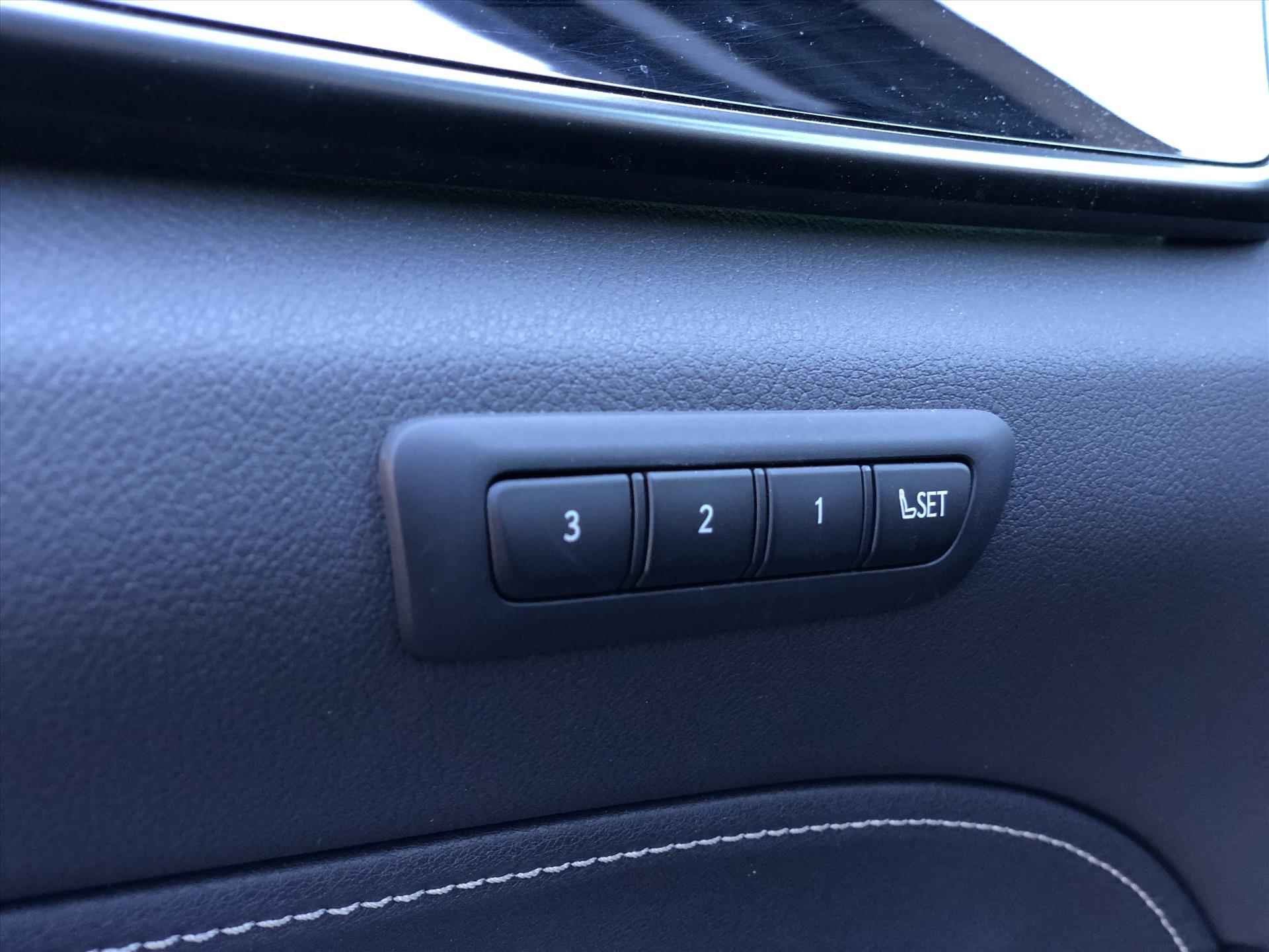 Lexus Nx 450h+ Plug-in AWD Launch Edition | 360 graden camera, Leer, Geheugenfunctie, Parkeersensoren, Stuurverwarming, Stoelventilatie - 13/39