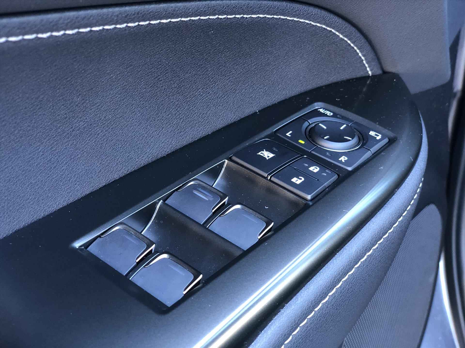 Lexus Nx 450h+ Plug-in AWD Launch Edition | 360 graden camera, Leer, Geheugenfunctie, Parkeersensoren, Stuurverwarming, Stoelventilatie - 22/39