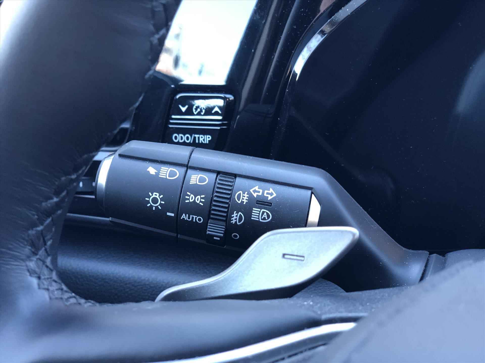 Lexus Nx 450h+ Plug-in AWD Launch Edition | 360 graden camera, Leer, Geheugenfunctie, Parkeersensoren, Stuurverwarming, Stoelventilatie - 32/39