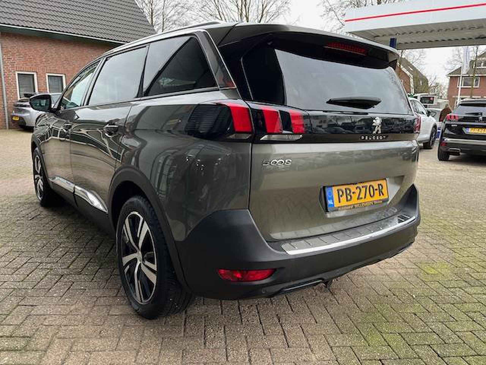 Peugeot 5008 1.6 e-THP Allure automaat 7 persoons - 10/23