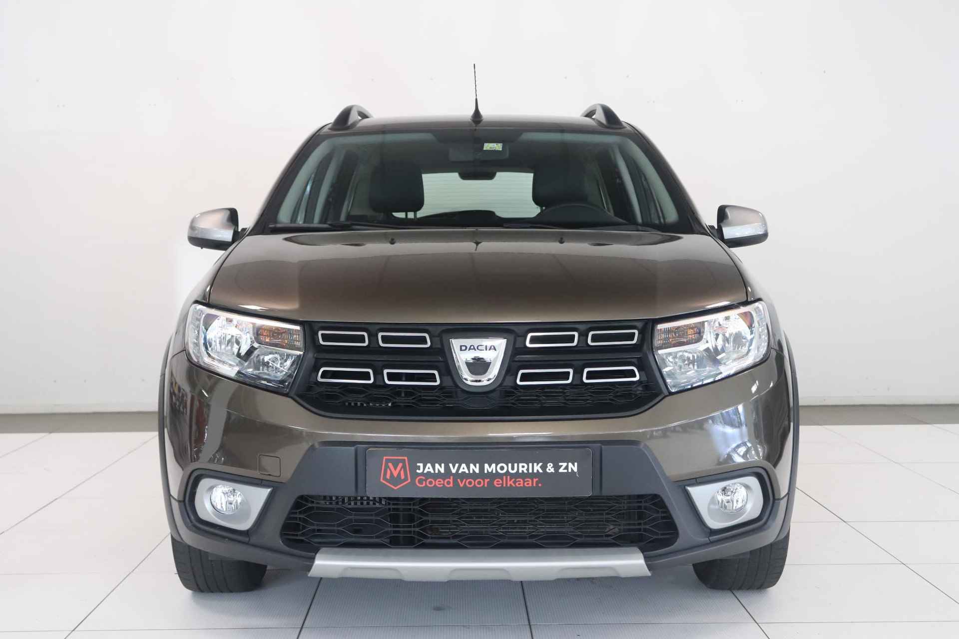 Dacia Logan MCV TCe 90PK Stepway | Trekhaak afneembaar | Camera | Navigatie | - 27/29