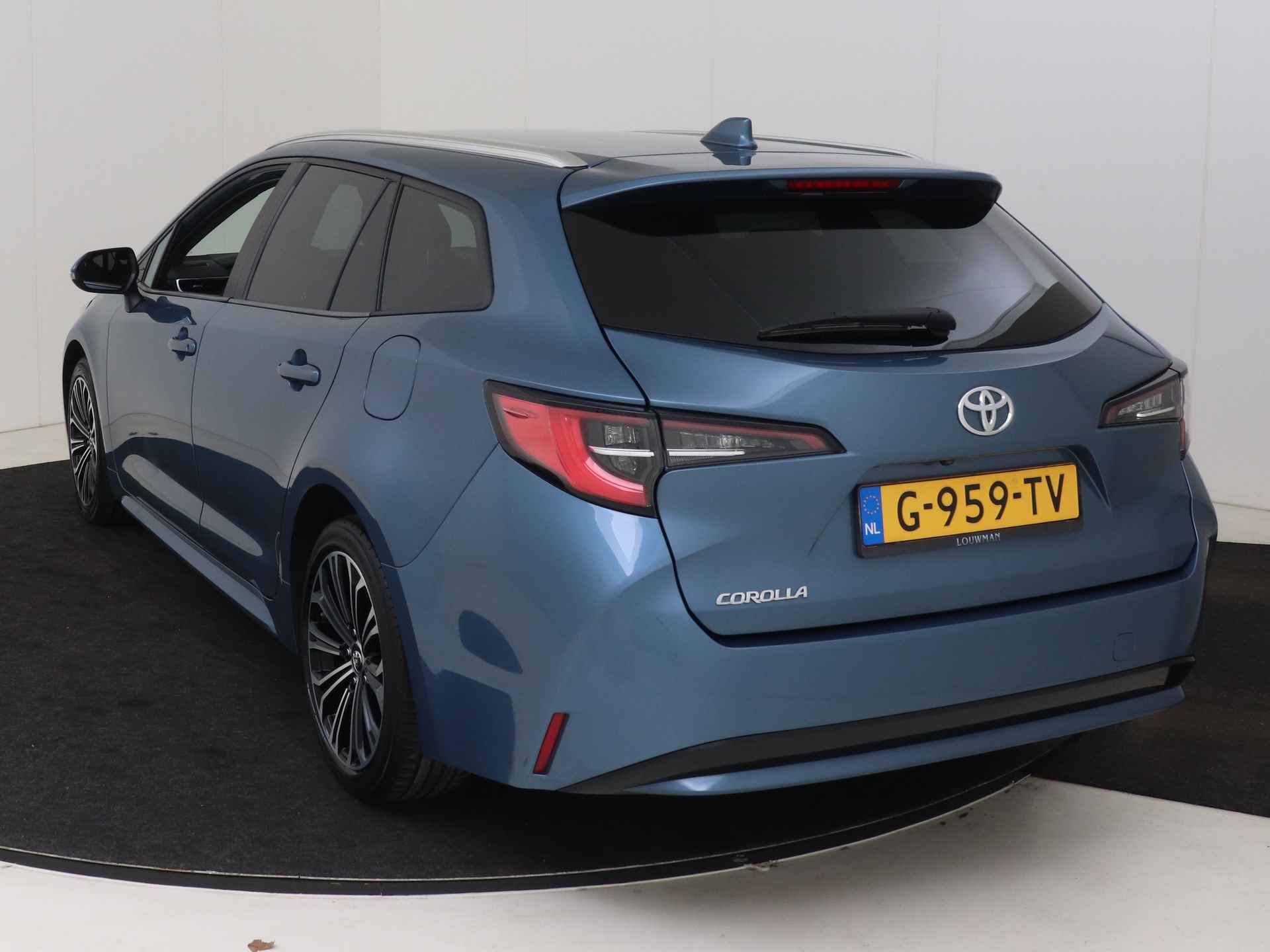 Toyota Corolla Touring Sports 1.2 Turbo Dynamic I Navigatie I Climate Control I Chttps://wheelerdelta.autodata.nl/data/files/00/02/35/49/88/65/0/160/120/foto.jpgruise Control Adaptief I Camera I USB I 1e Eigenaar I LOUWMAN Onderhouden I Stoelverwarming Voor I Keyless Entry/Start I - 17/45