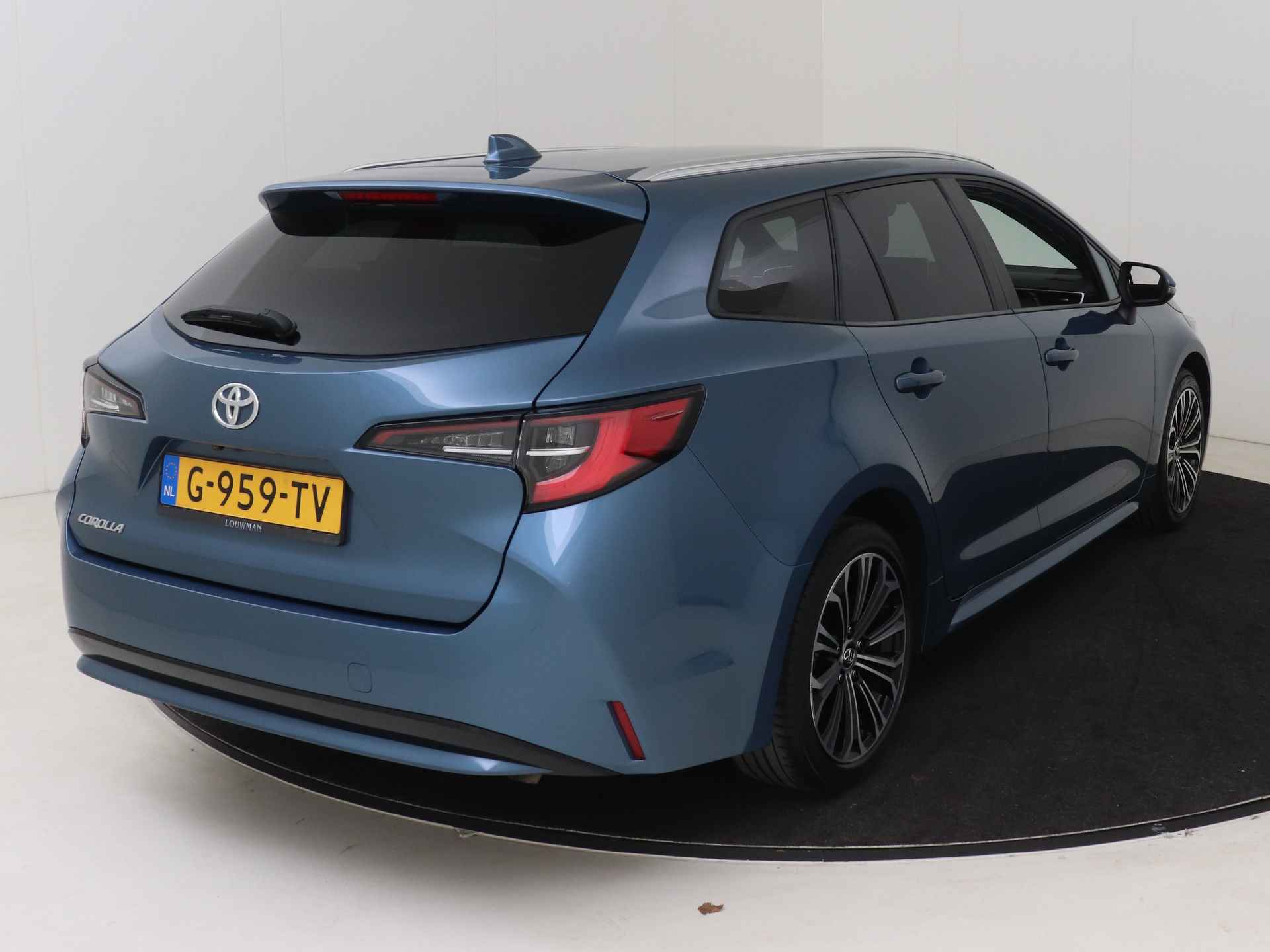 Toyota Corolla Touring Sports 1.2 Turbo Dynamic I Navigatie I Climate Control I Chttps://wheelerdelta.autodata.nl/data/files/00/02/35/49/88/65/0/160/120/foto.jpgruise Control Adaptief I Camera I USB I 1e Eigenaar I LOUWMAN Onderhouden I Stoelverwarming Voor I Keyless Entry/Start I - 18/45