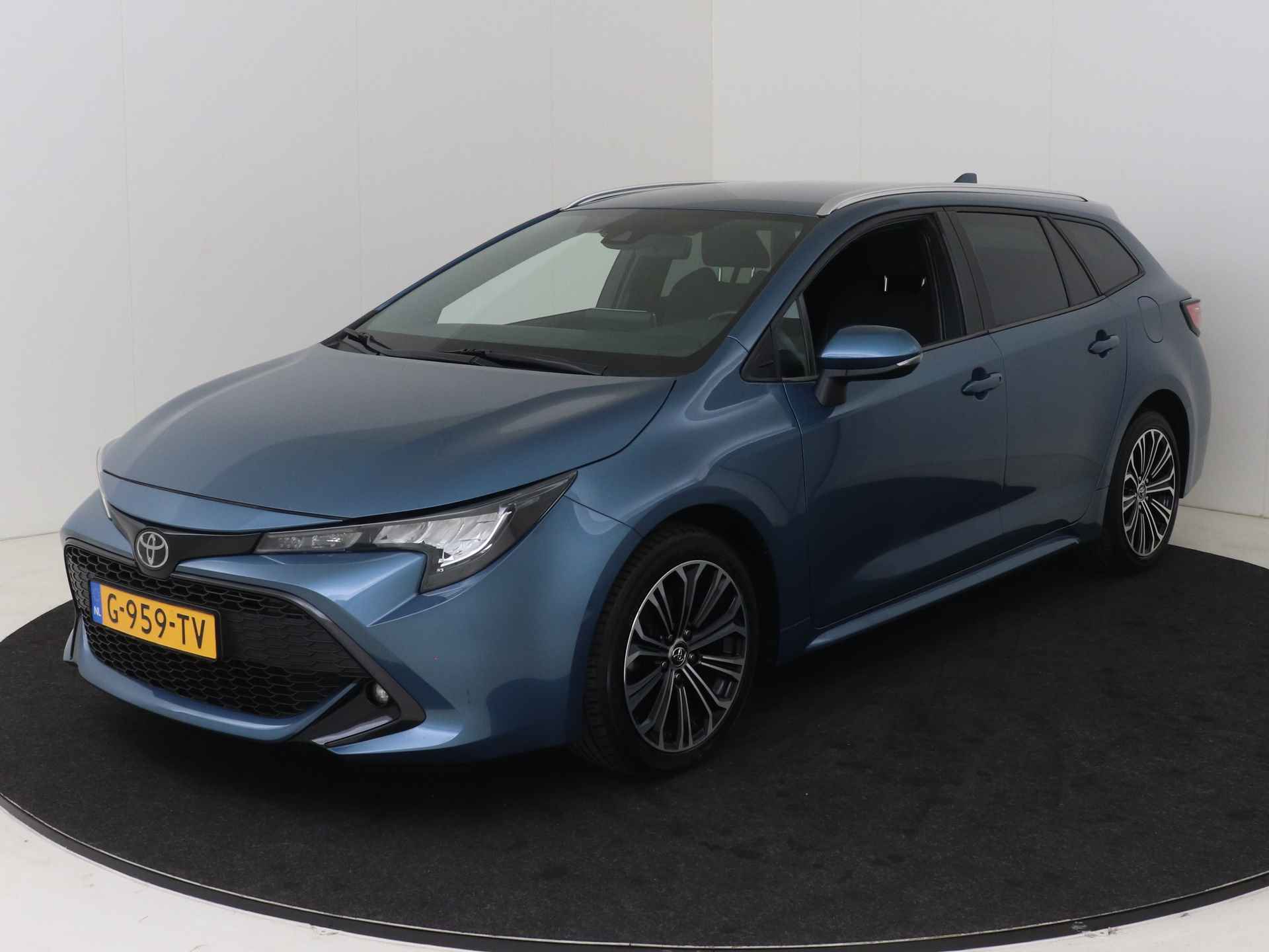 Toyota Corolla Touring Sports 1.2 Turbo Dynamic I Navigatie I Climate Control I Chttps://wheelerdelta.autodata.nl/data/files/00/02/35/49/88/65/0/160/120/foto.jpgruise Control Adaptief I Camera I USB I 1e Eigenaar I LOUWMAN Onderhouden I Stoelverwarming Voor I Keyless Entry/Start I - 28/45