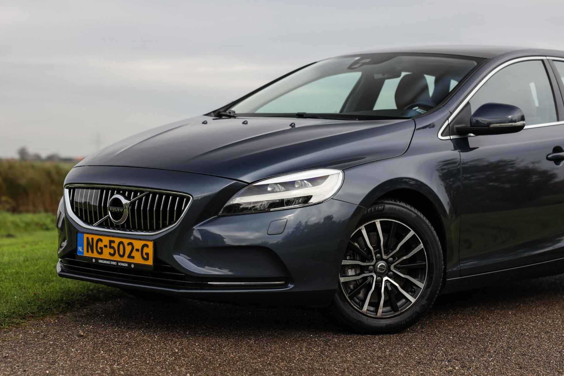 Volvo V40 T2 Aut. Inscription ✅ Leder ✅ Pano ✅ LED - 6/37