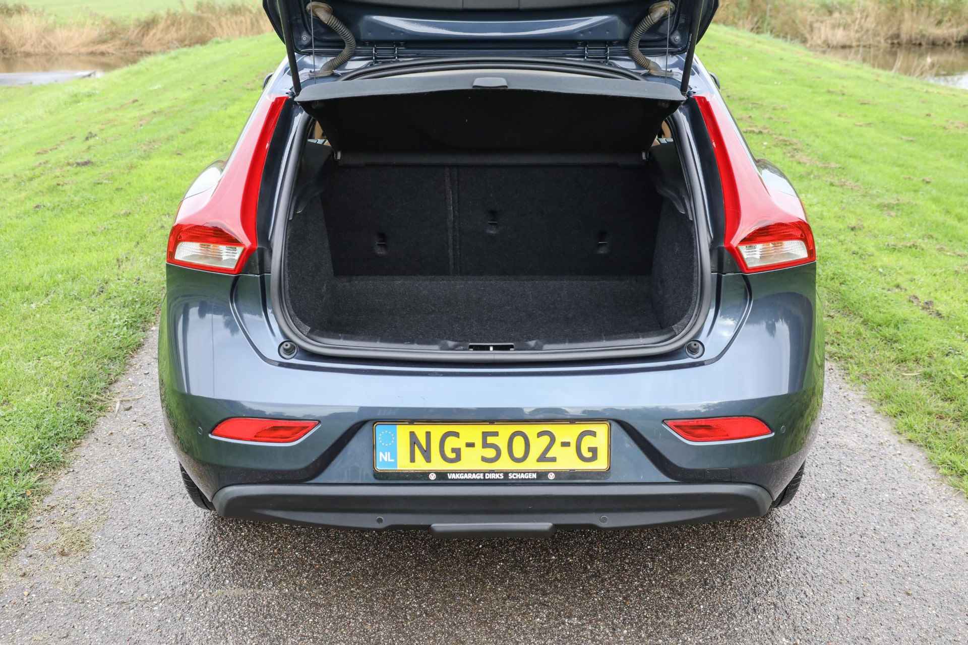 Volvo V40 T2 Aut. Inscription ✅ Leder ✅ Pano ✅ LED - 20/37