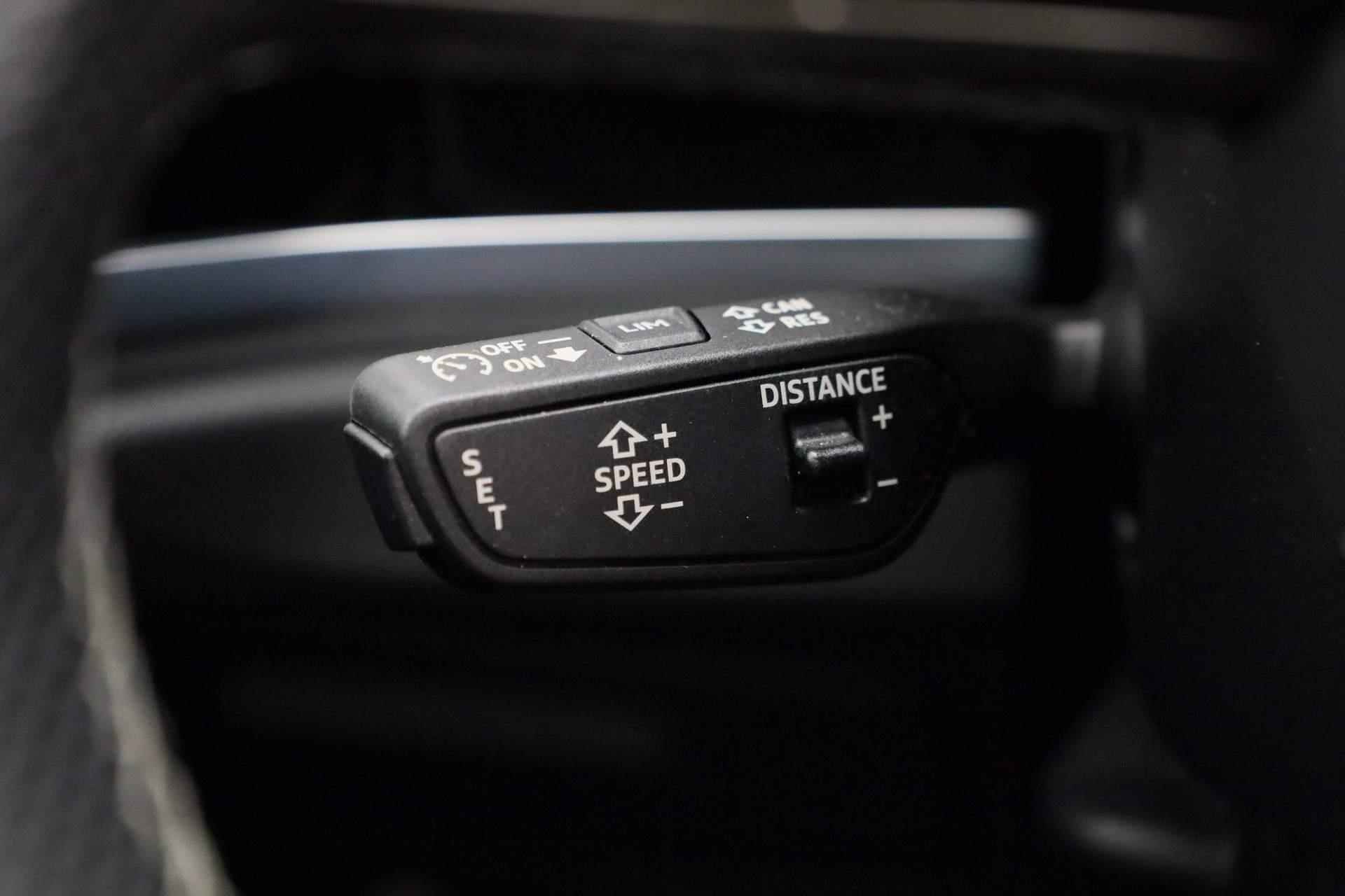 Audi Q3 Sportback 35 TFSI 150PK S-tronic Pro Line S | Pano | Navi | ACC | Camera | Stoelverwarming | 19 inch - 25/44