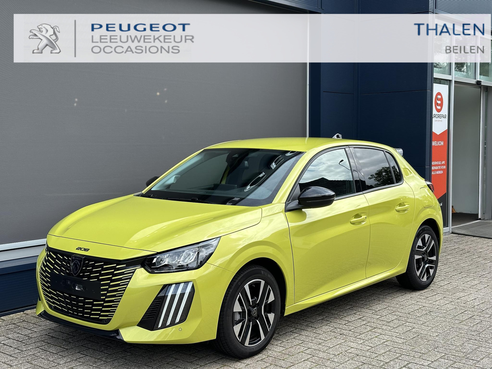 Peugeot 208 1.2 Hybrid 100 PK e-DCS6 Allure | Nieuw Model 2024! | Hybride Elektrisch rijden met Automaat | Navigatie | Parkeercamera | Draadloze telefoonlader | Stoelverwarming | LED Verlichting | Apple Carplay/Android Auto | Lichtmetalen Velgen | Cruise & Climate Control |