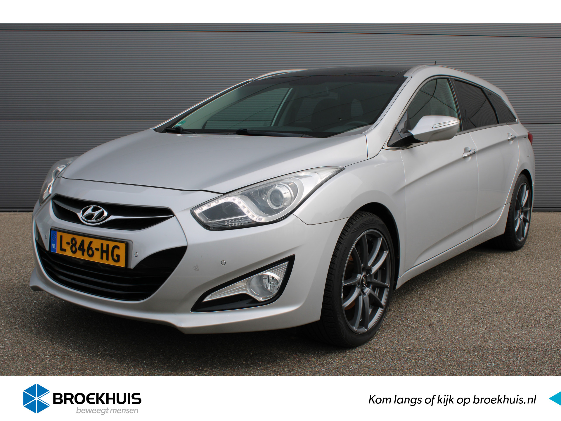 Hyundai i40 i-Motion Wagon 2.0 GDI 130KW | NAVI | TREKHAAK | 1500kg Trekgewicht | Schuif/kantel dak |