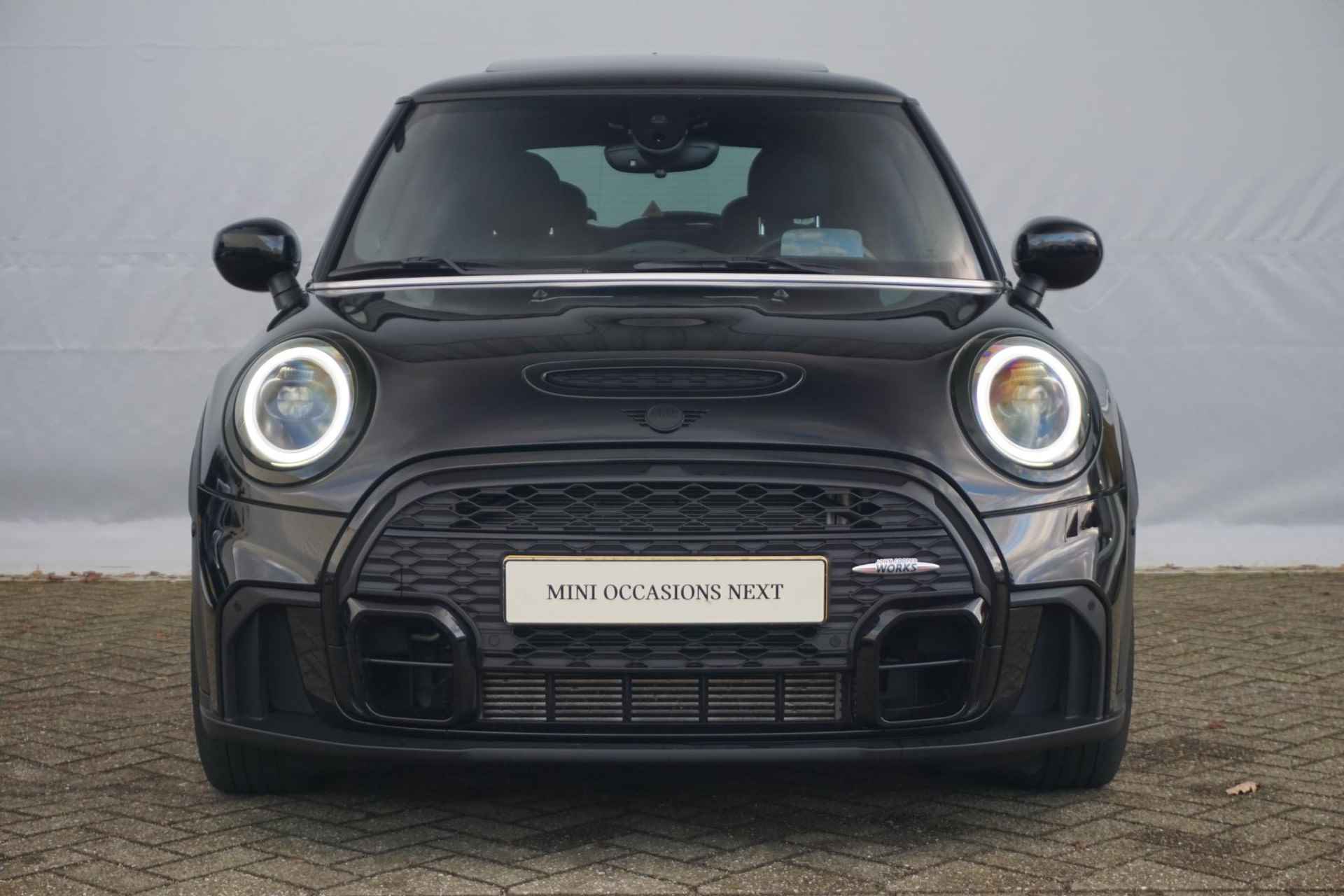 Mini 3-Deurs Cooper S Rockingham GT Edition 18'' LM Velgen / Schuif- kanteldak / Head up display / - 4/37