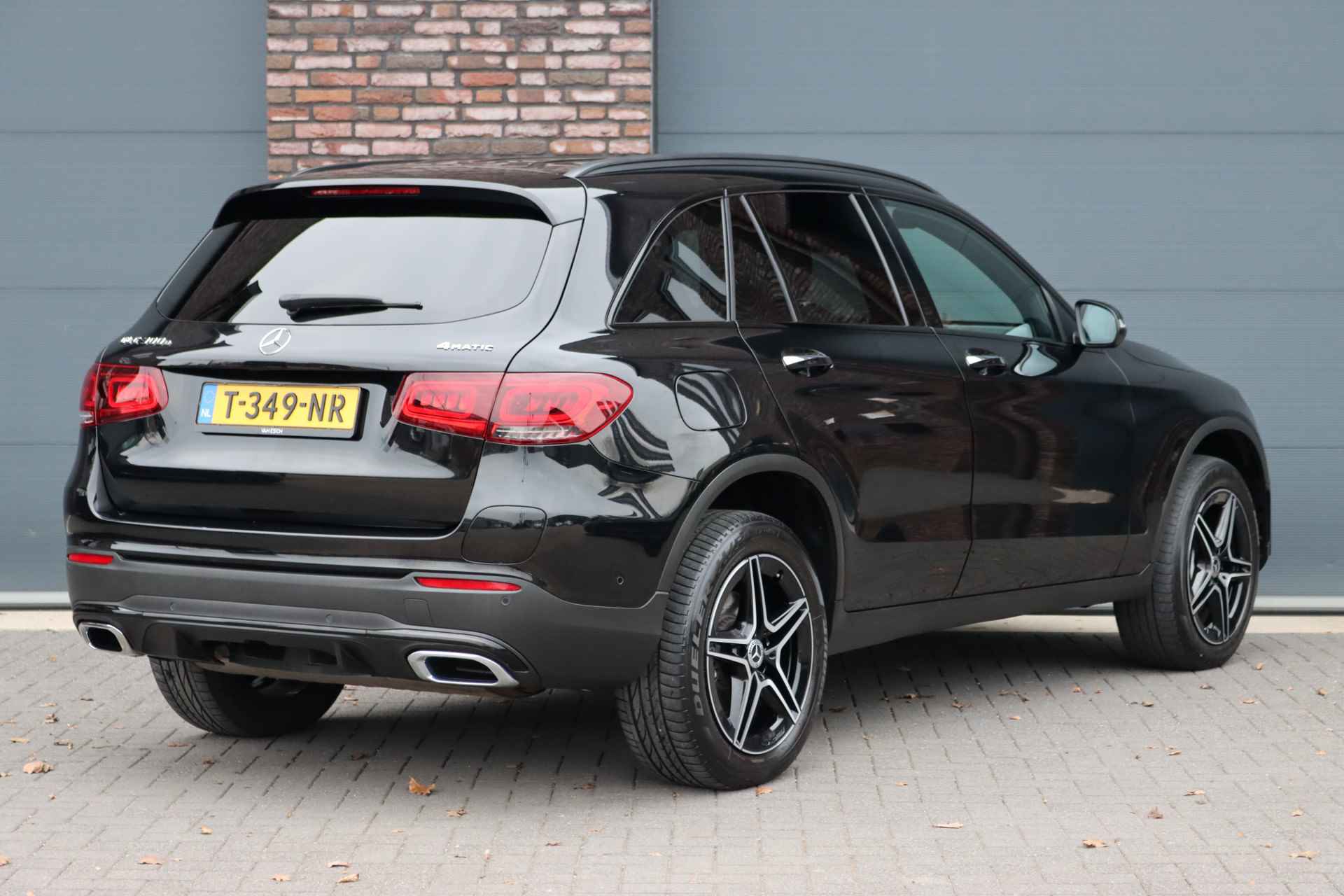 Mercedes-Benz GLC 300e 4MATIC AMG Line Aut9 | Distronic+ | Trekhaak | Keyless Go | Surround Camera | Geluidsisolerend Glas | Apple Carplay/Android Auto | Zitcomfortpakket | Sfeerverlichting | - 8/38