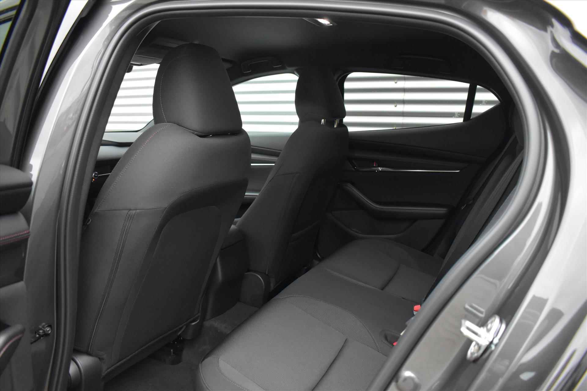 MAZDA 3 Hatchback e-Skyactiv-G 150pk Homura | Model 2024! | Camera | Navigatie | Draadloos Apple Carplay | 18" LMV | *DEMO* - 9/29