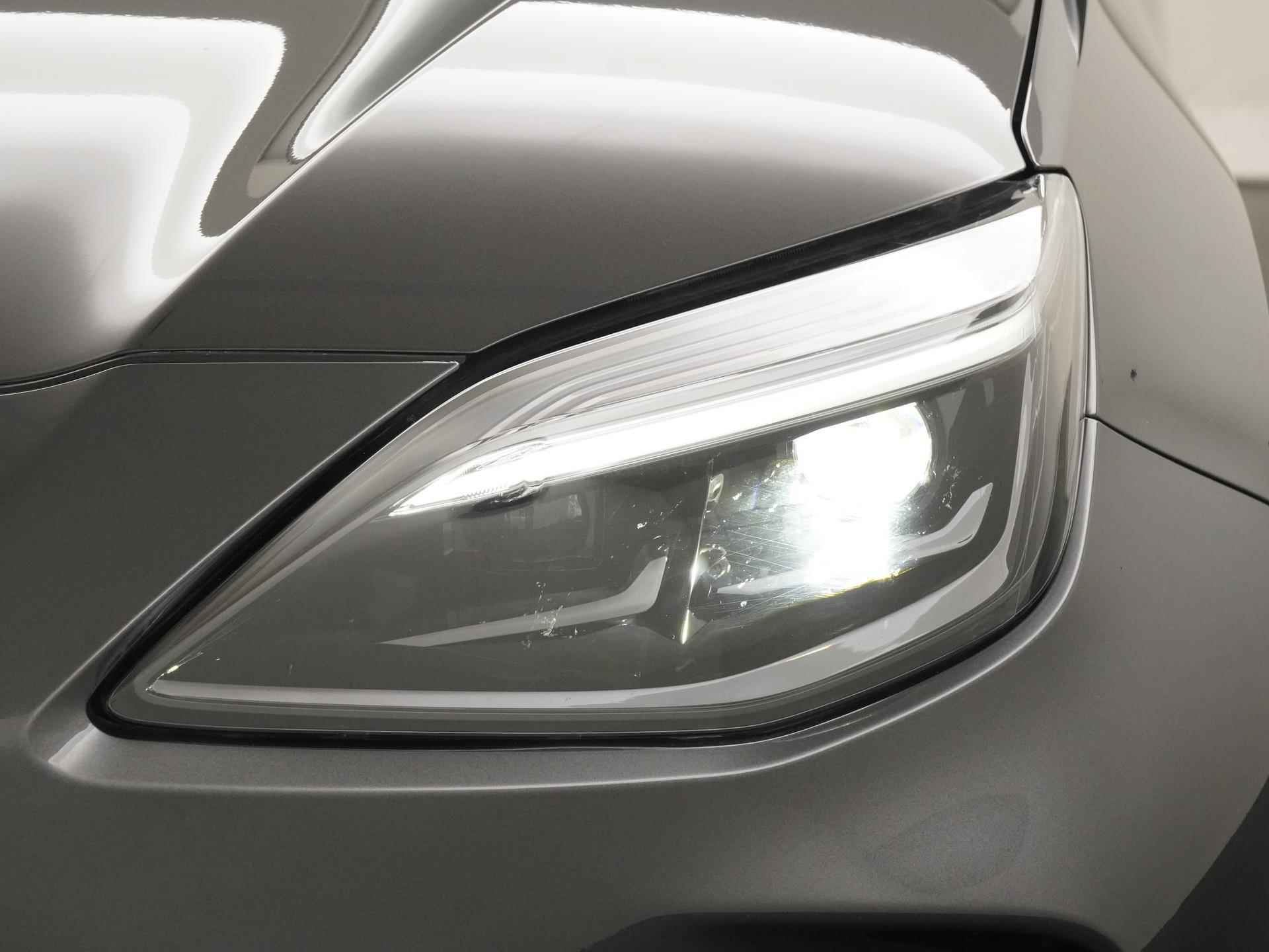Toyota Yaris Cross 1.5 Hybrid Adventure | Panoramadak | Camera | Carplay | Adapt cruise |  Zondag Open! - 21/39