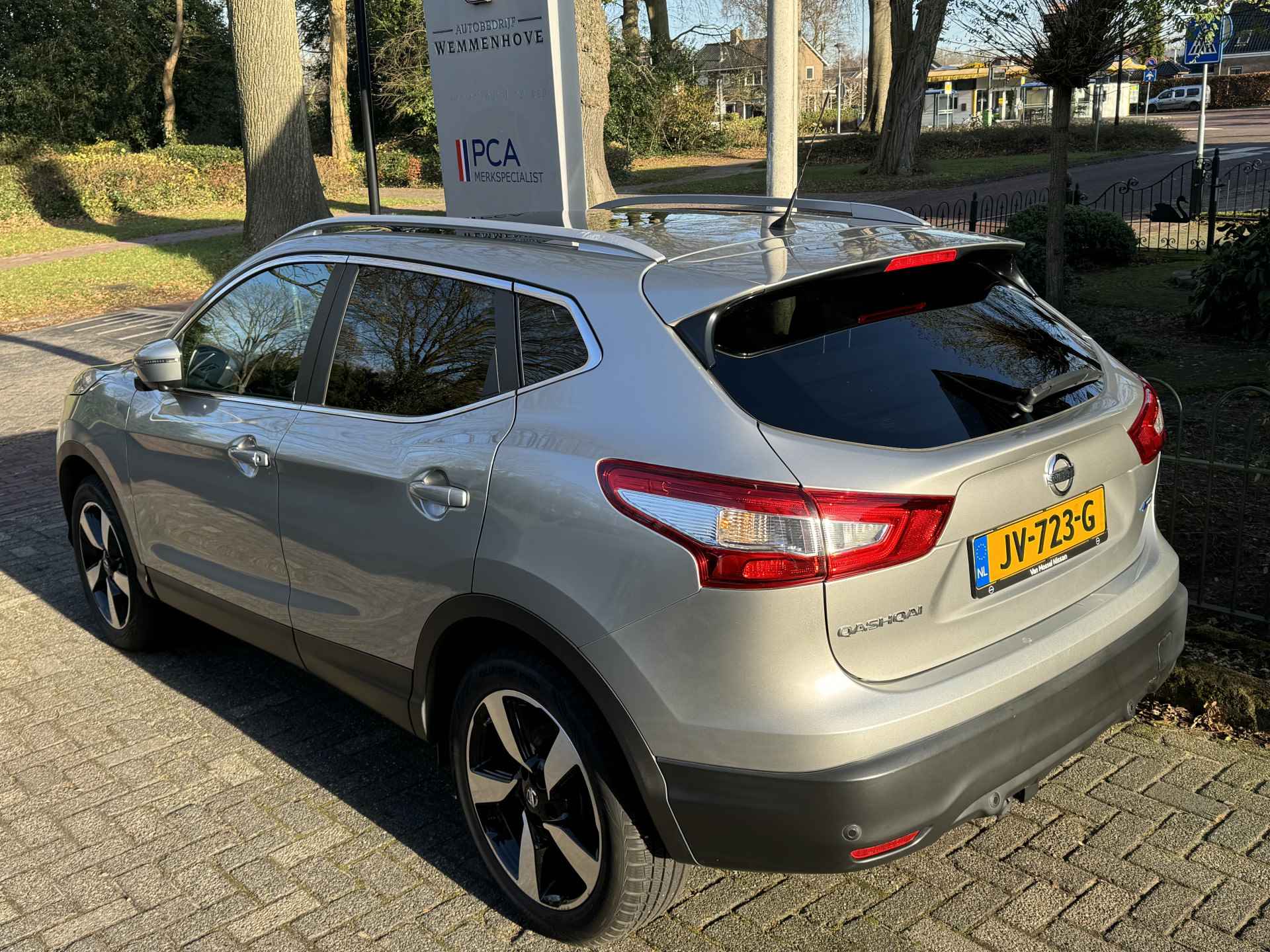 Nissan QASHQAI 1.5 dCi N-Connecta Airco/Rondomzicht camera/Pano/Lichtmetalen velgen - 41/48