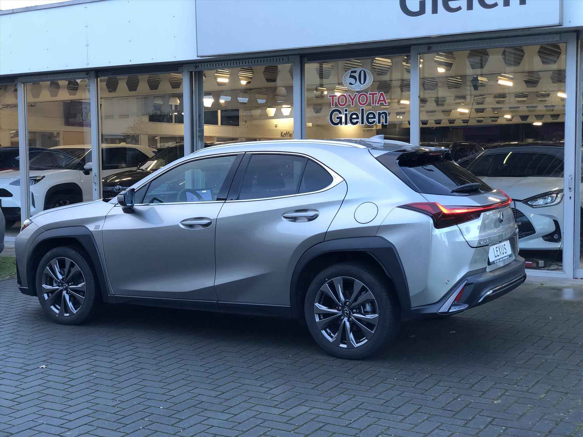 Lexus Ux 300h 199pk F Sport Design | Nieuw model, Groot scherm, Dodehoekherkenning, Parkeersensoren, Stoel + Stuurverwarming, 18inch - 4/41