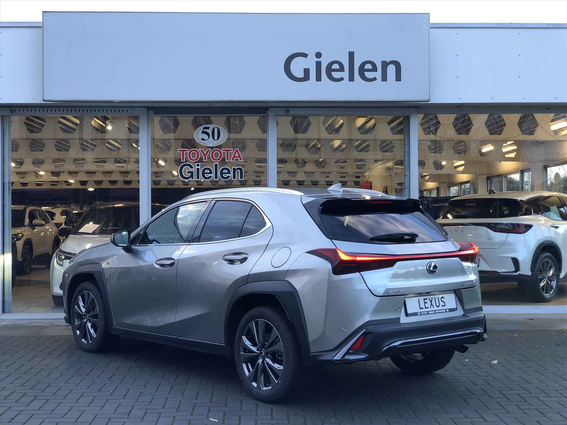 Lexus Ux 300h 199pk F Sport Design | Nieuw model, Groot scherm, Dodehoekherkenning, Parkeersensoren, Stoel + Stuurverwarming, 18inch - 41/41