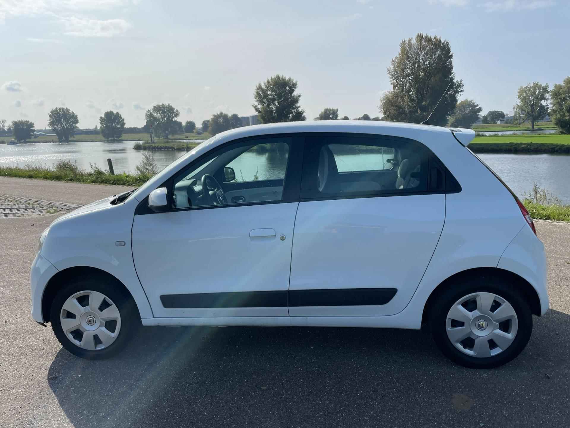 Renault Twingo 1.0 SCe Collection - 2/12