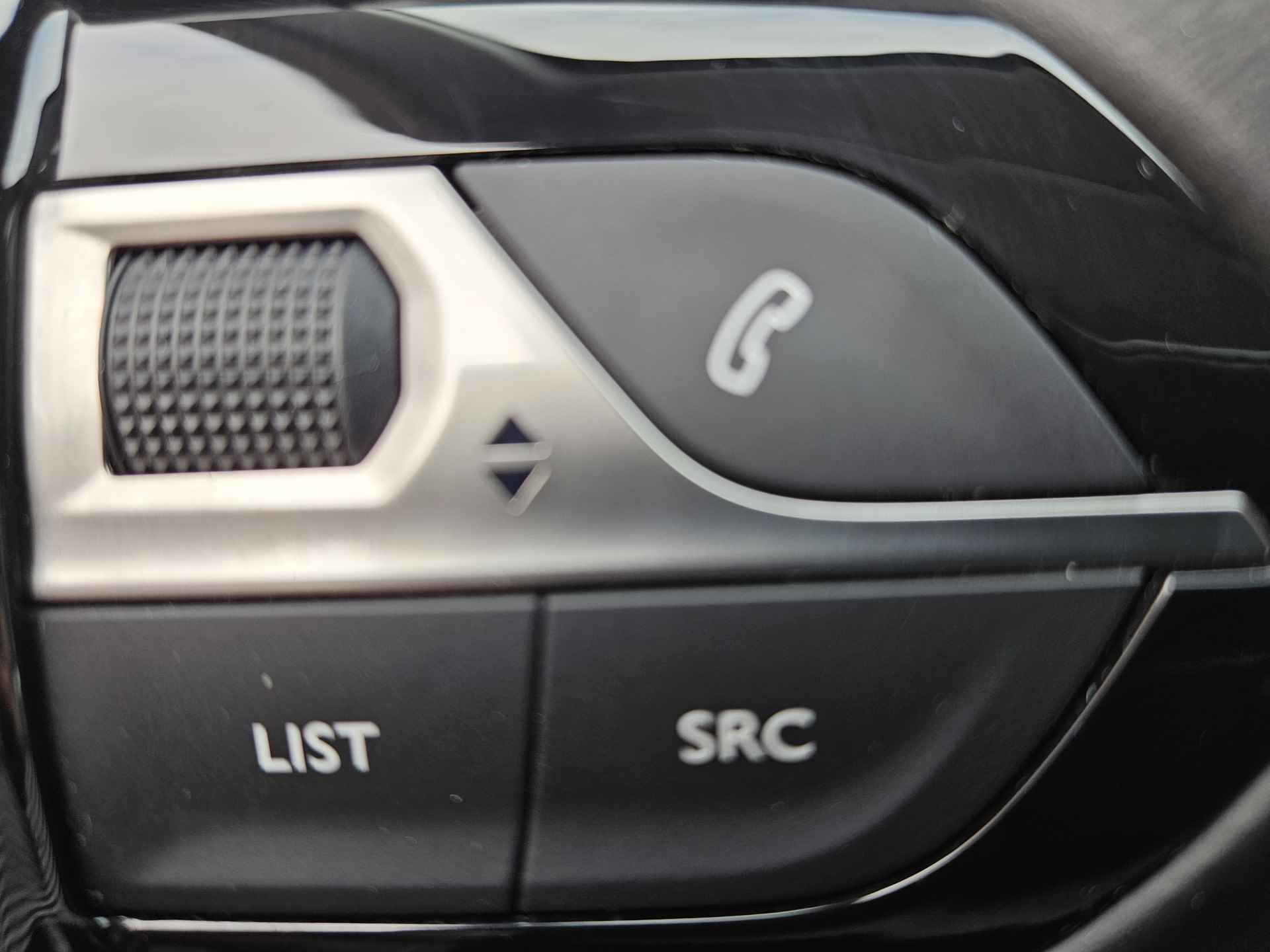 Peugeot 5008 1.2 PureTech Allure 7-Zits | Trekhaak | Navigatie | Camera | Apple Carplay en Android Auto | Keyless Entry en Start - 36/42