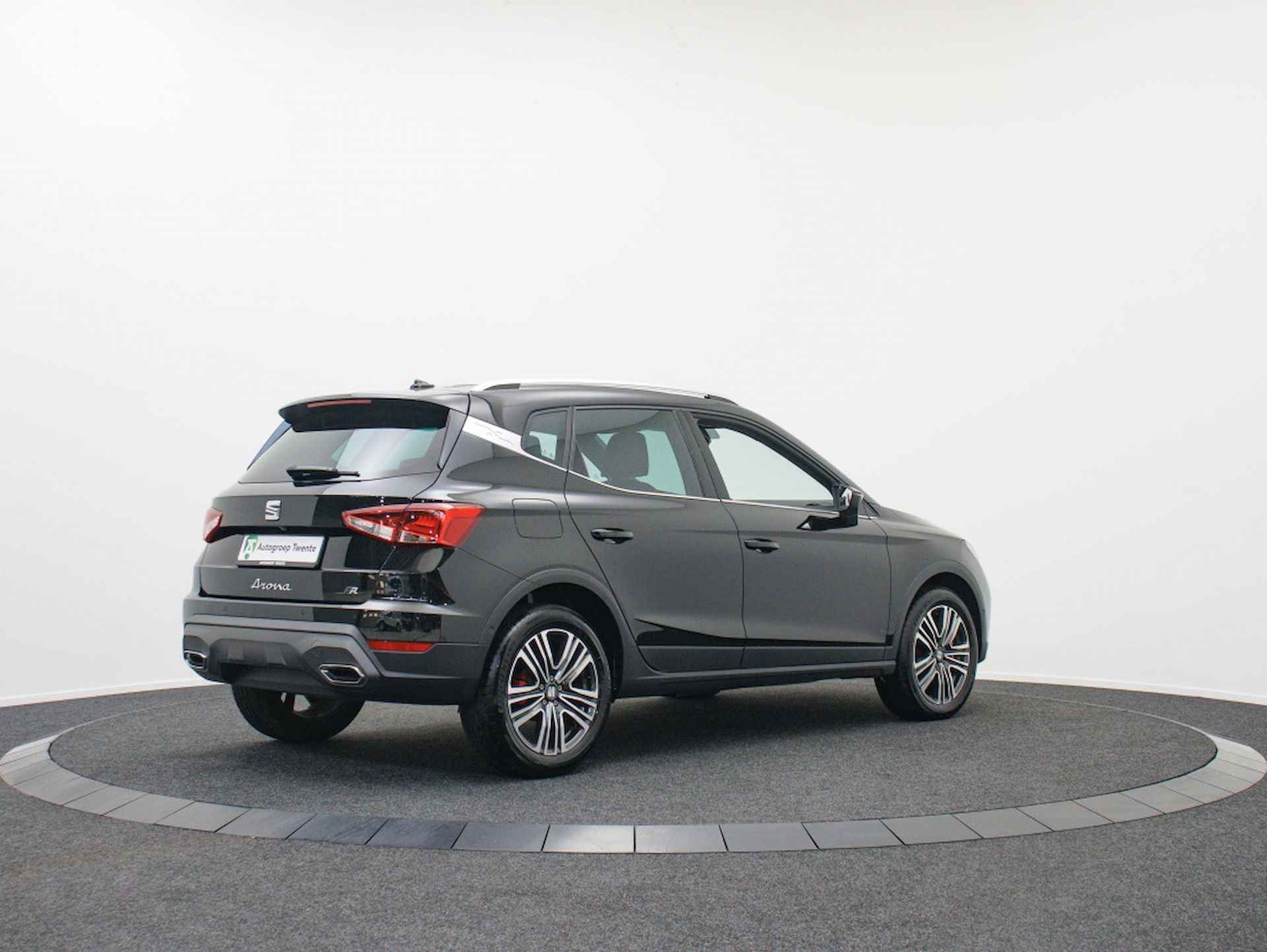 SEAT Arona 1.0 EcoTSI FR Business Connect | Private lease 499 pm - 7/46