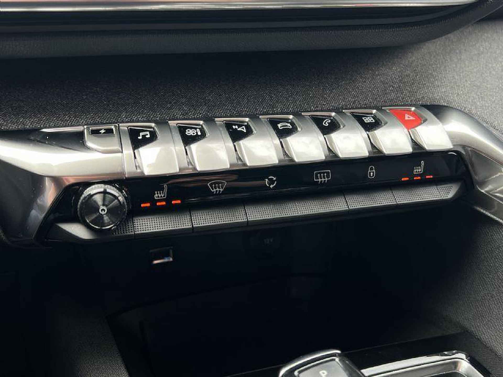 Peugeot 3008 1.6 HYbrid 225 Allure Automaat PHEV | Adaptive Cruise | Parkeercamera | Dodehoekdetectie | Navigatie | - 17/33
