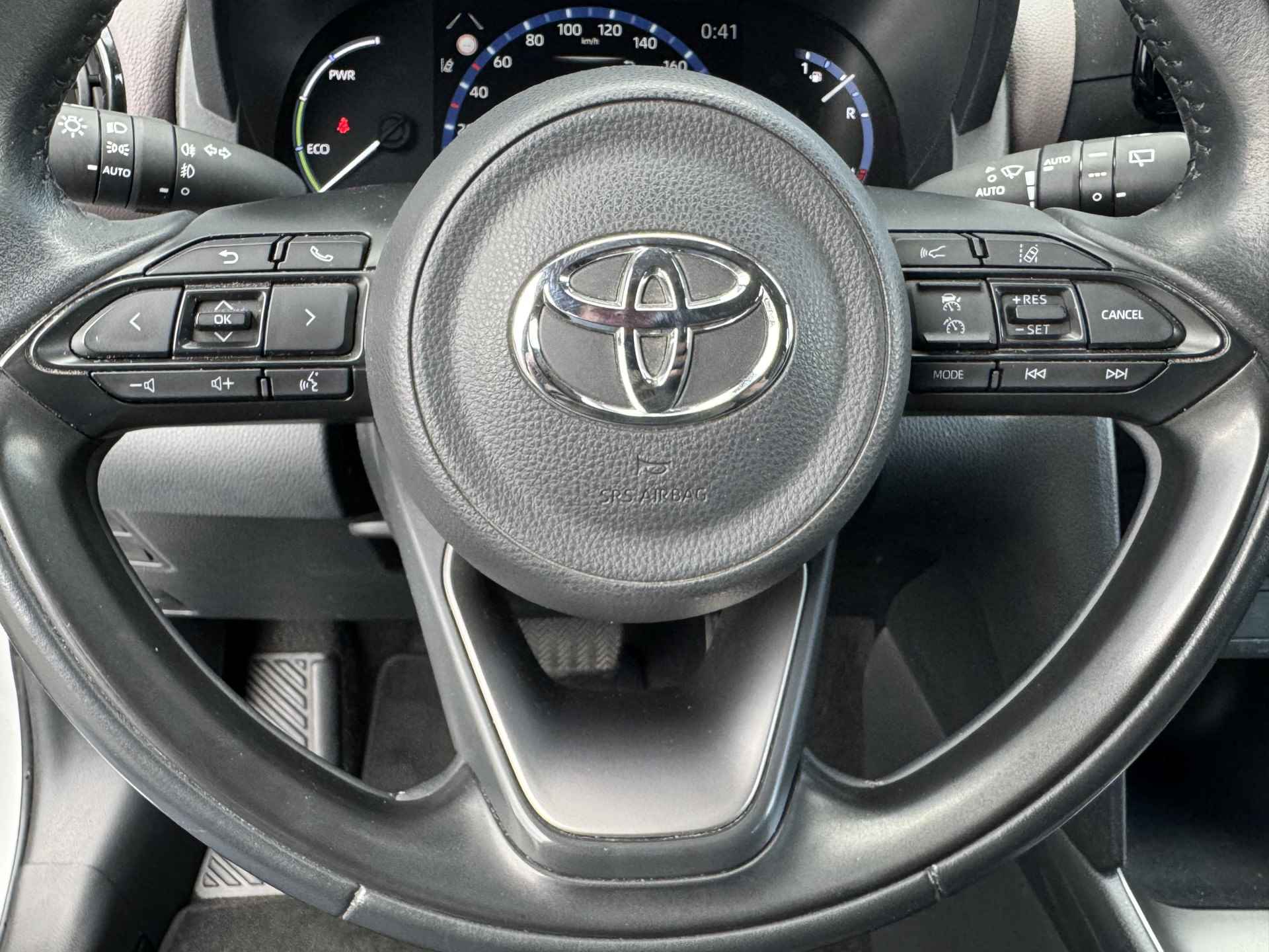 Toyota Yaris Cross 1.5 Hybrid Executive / Bi tone | Head-up | BSM | PDC V+A | AWD | Rijklaar!! - 37/39