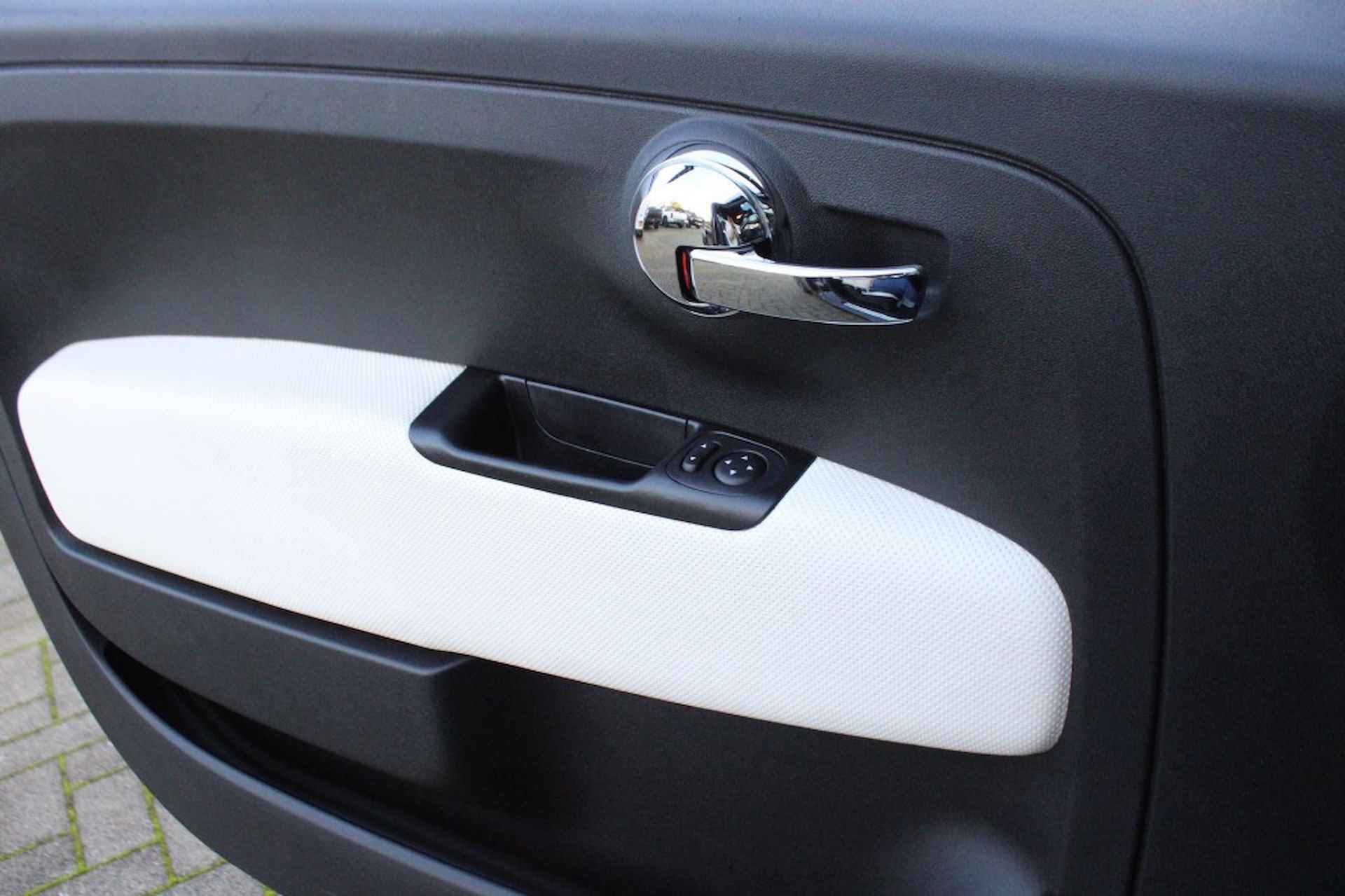 FIAT 500 1.2 S Apple Carplay sportstoelen Cruise control navigatie. - 27/45