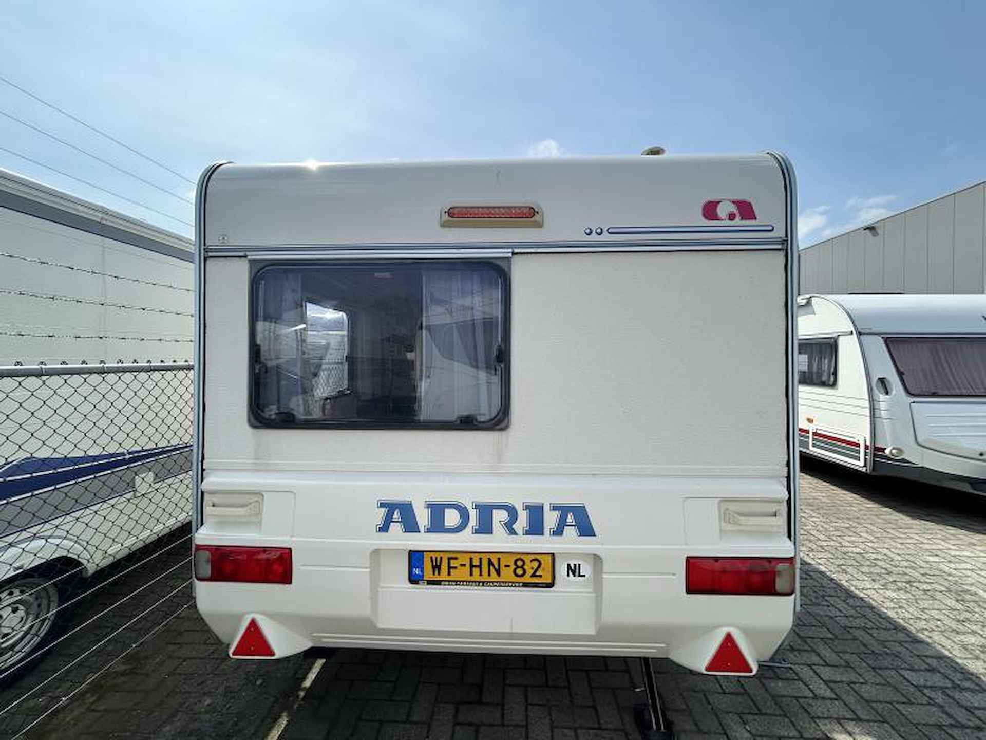 Adria Unica 432 PX 2002 Voortent/Fietse - 5/14