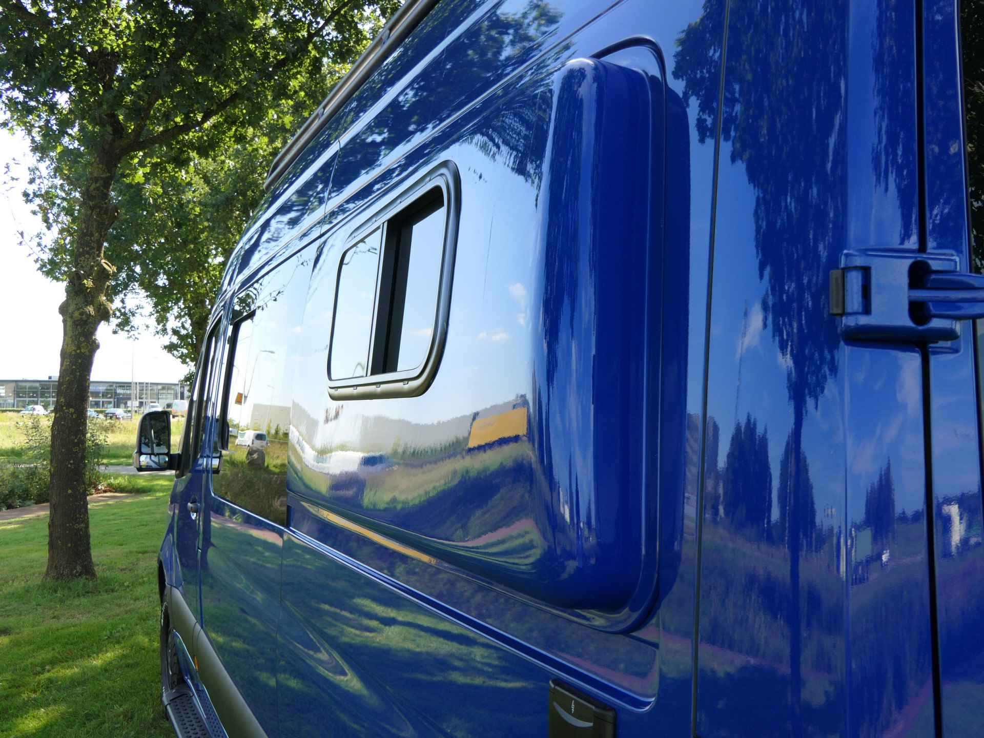 Mercedes-Benz Sprinter Leaf Campervan | Luifel | Douche | Zonnepanelen | Vast bed | Carplay/ Android Auto - 18/86
