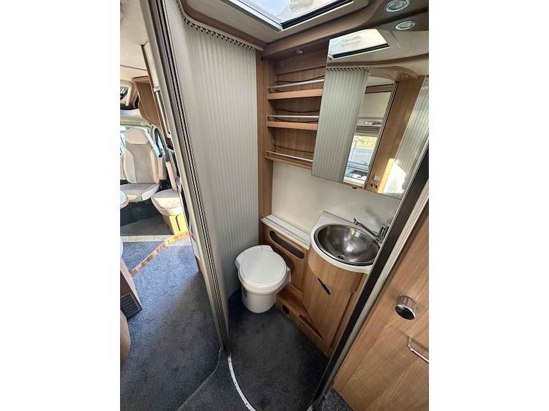 Hymer Premium 50 594 Top-Klasse Airco 2012 - 18/23