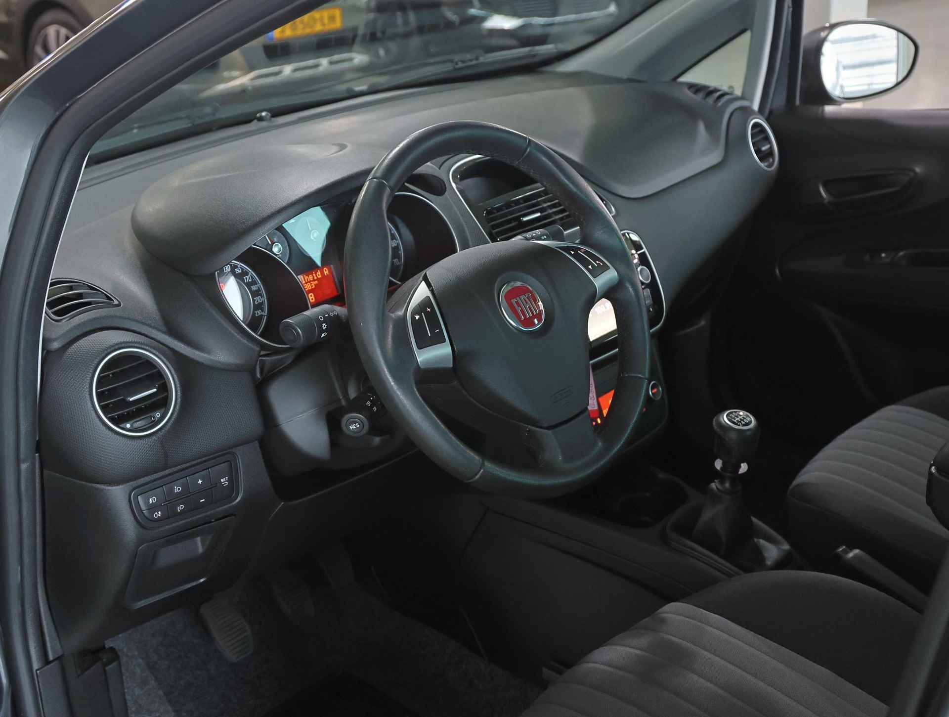 Fiat Punto Evo 0.9 TwinAir Sempre | Climate | Navigatie | Armsteun | 16"LMV | Bluetooth | - 5/34