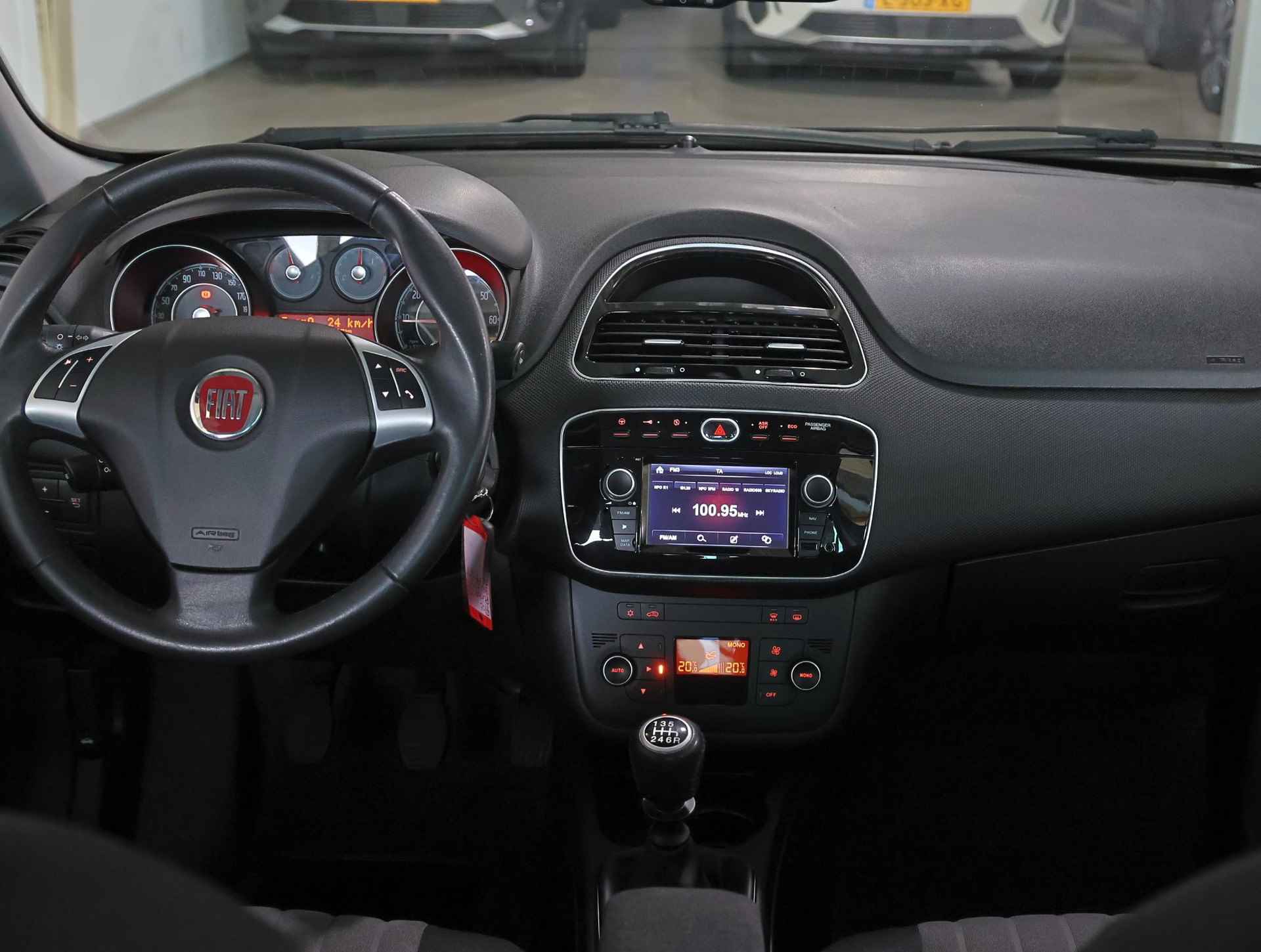 Fiat Punto Evo 0.9 TwinAir Sempre | Climate | Navigatie | Armsteun | 16"LMV | Bluetooth | - 8/34