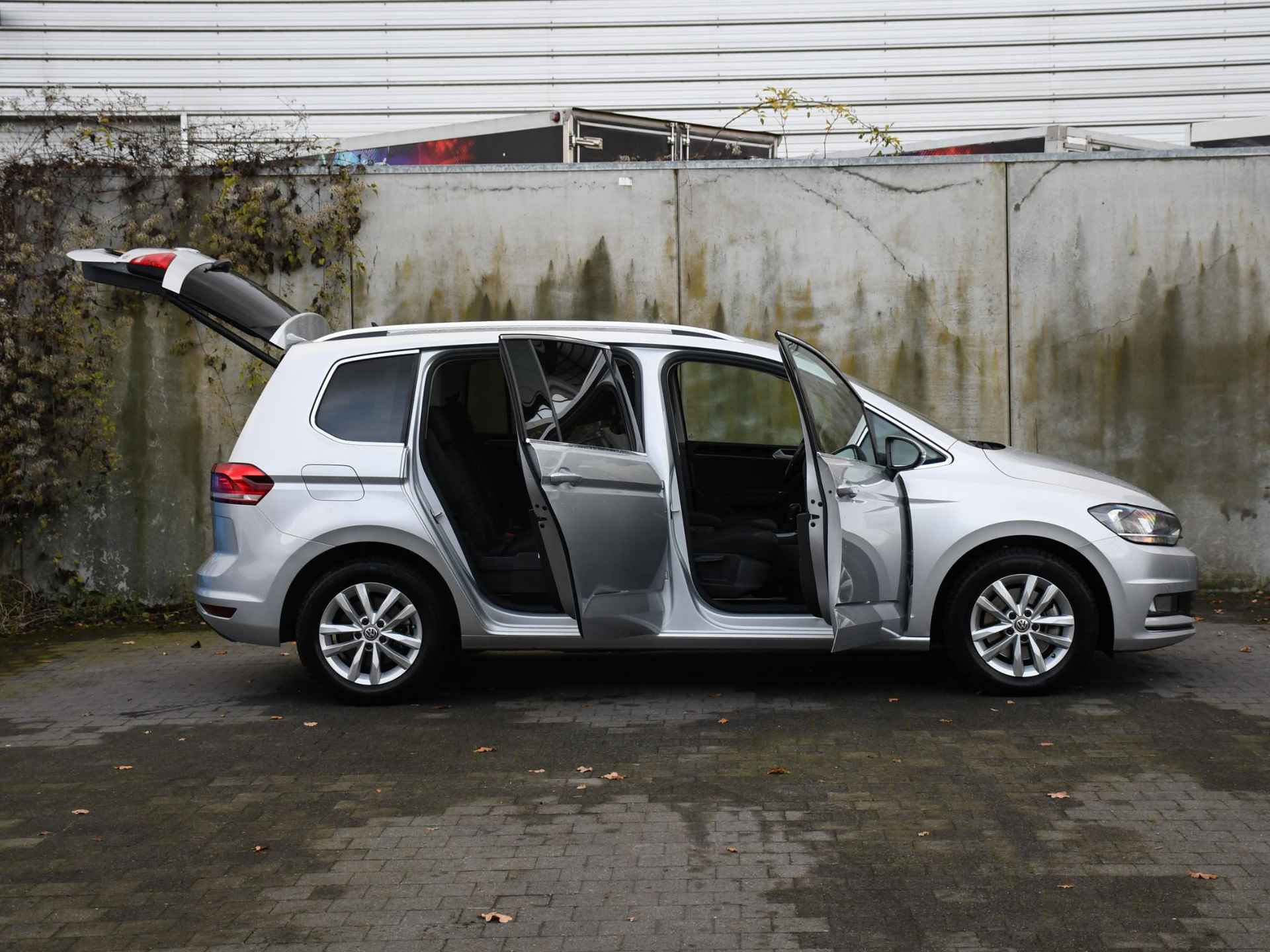 Volkswagen Touran Highline 1.8 TSI 180pk Automaat 1 EIGENAAR | 100% VW ONDERHOUDEN | TREKHAAK | ADAPT. CRUISE | DAB - 36/46