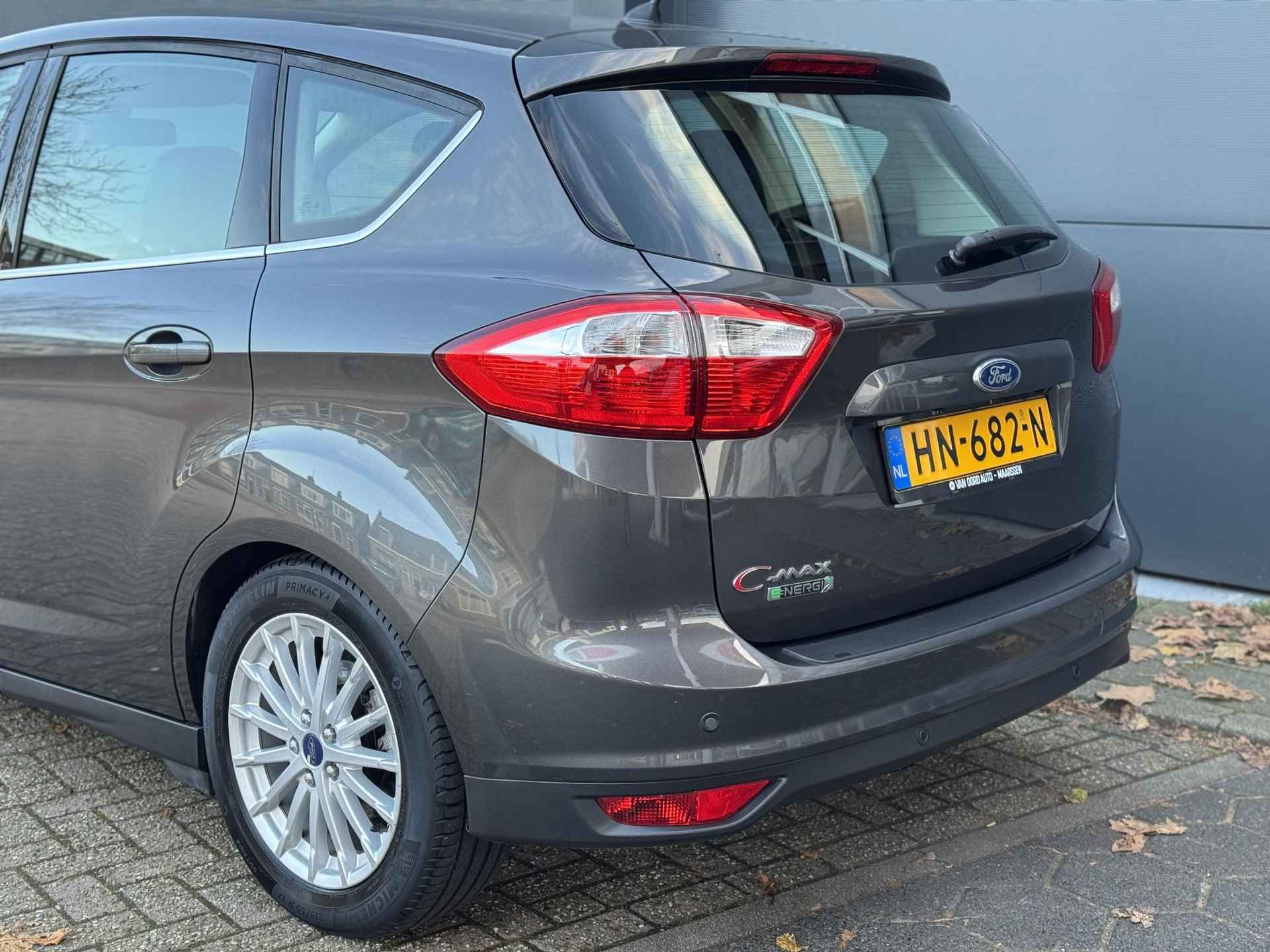 Ford C-Max 2.0 Plug-in Hybrid Titanium Plus / Full Option - 7/34