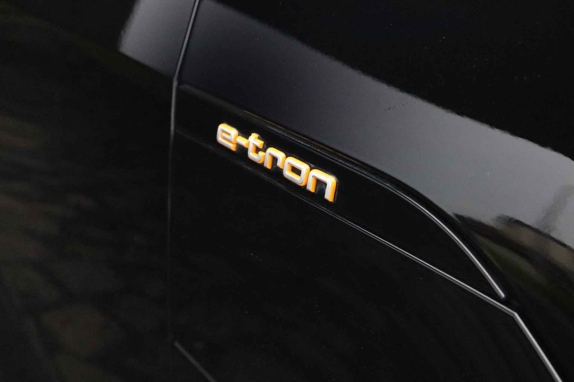 Audi e-tron e-tron Quattro Adv. 55 95KWH | Geen import | Trekhaak | Luchtver - 6/27