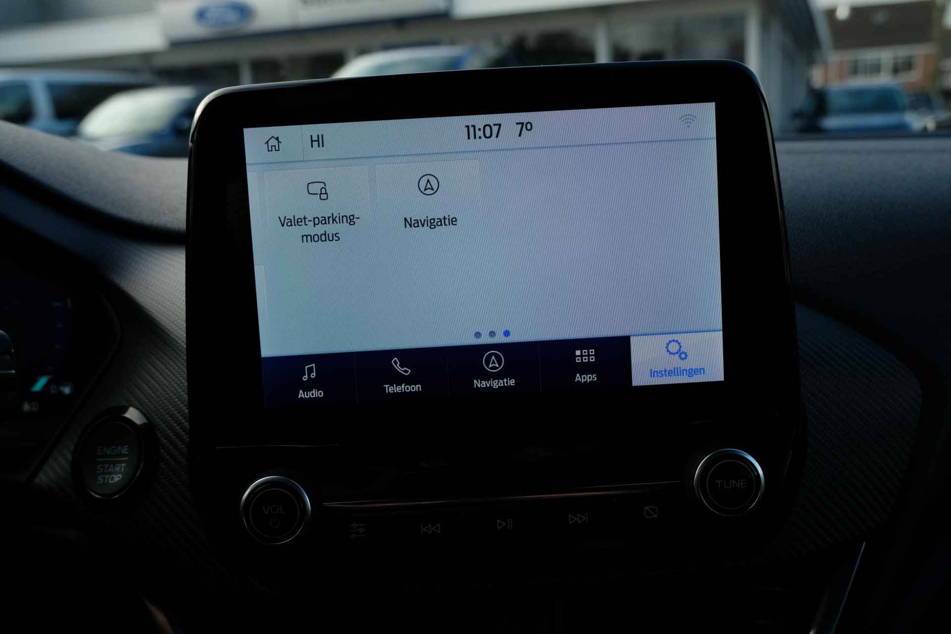 Ford Fiesta 1.0 EcoBoost Hybride ST-Line X Vignale 125 PK | Trekhaak Afneembaar | Panorama dak | Adaptive Cruise | Winterpack | Draadloos Laden | 18 inch | B&O Audio | Virtual Cockpit - 30/45