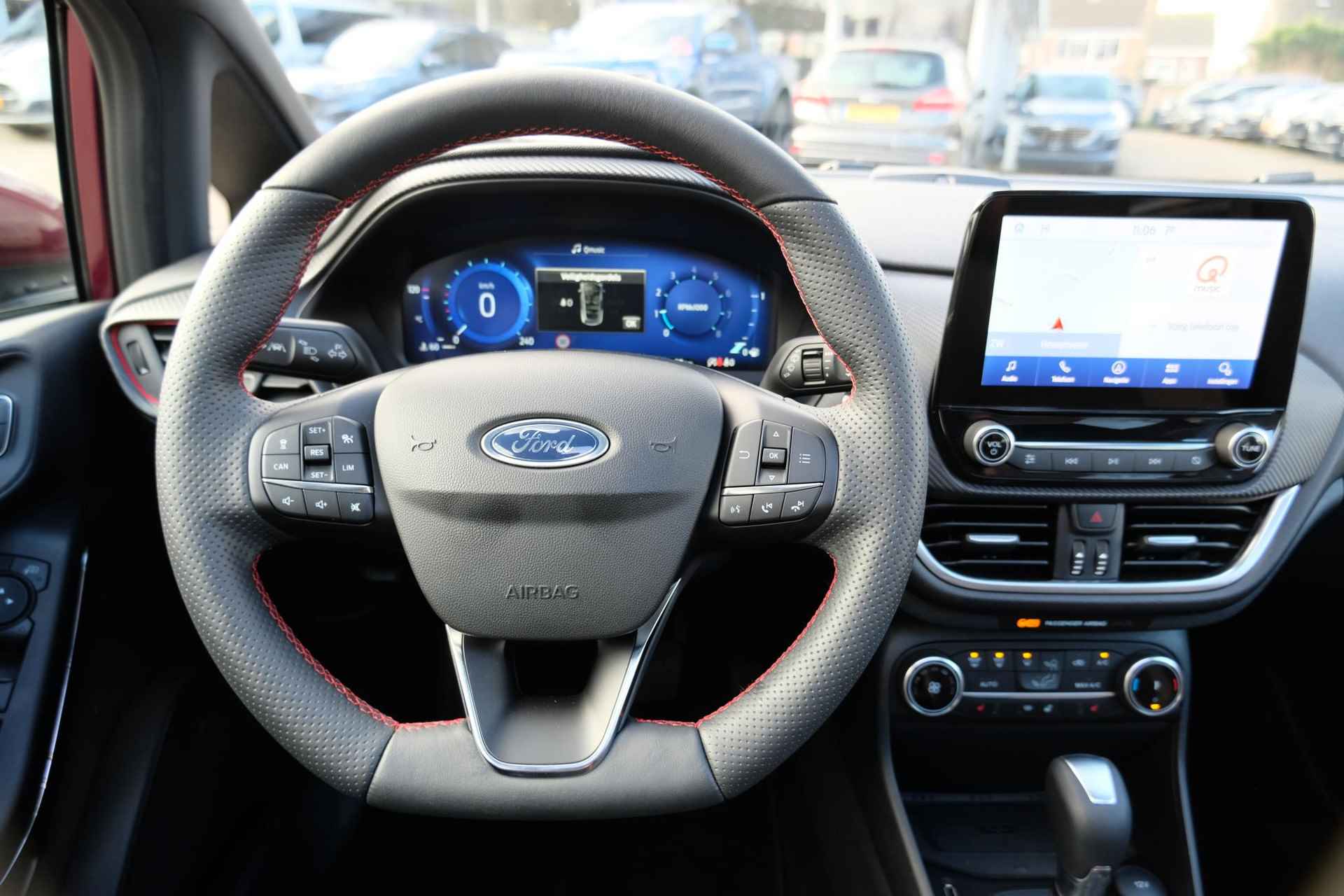 Ford Fiesta 1.0 EcoBoost Hybride ST-Line X Vignale 125 PK | Trekhaak Afneembaar | Panorama dak | Adaptive Cruise | Winterpack | Draadloos Laden | 18 inch | B&O Audio | Virtual Cockpit - 35/45