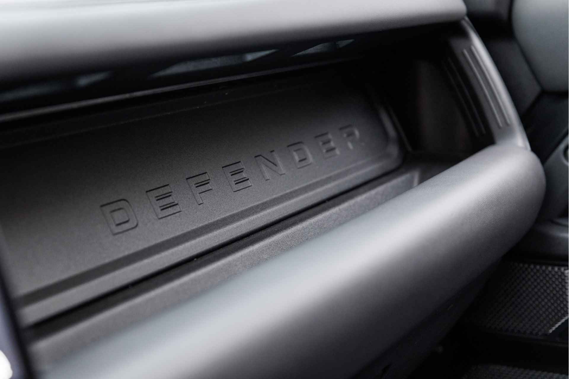 Land Rover Defender 90 P525 V8 Carpathian Edition | Adaptive Cruise Control | Elektrische trekhaak | Koel-/verwarmbare voorstoelen - 19/44